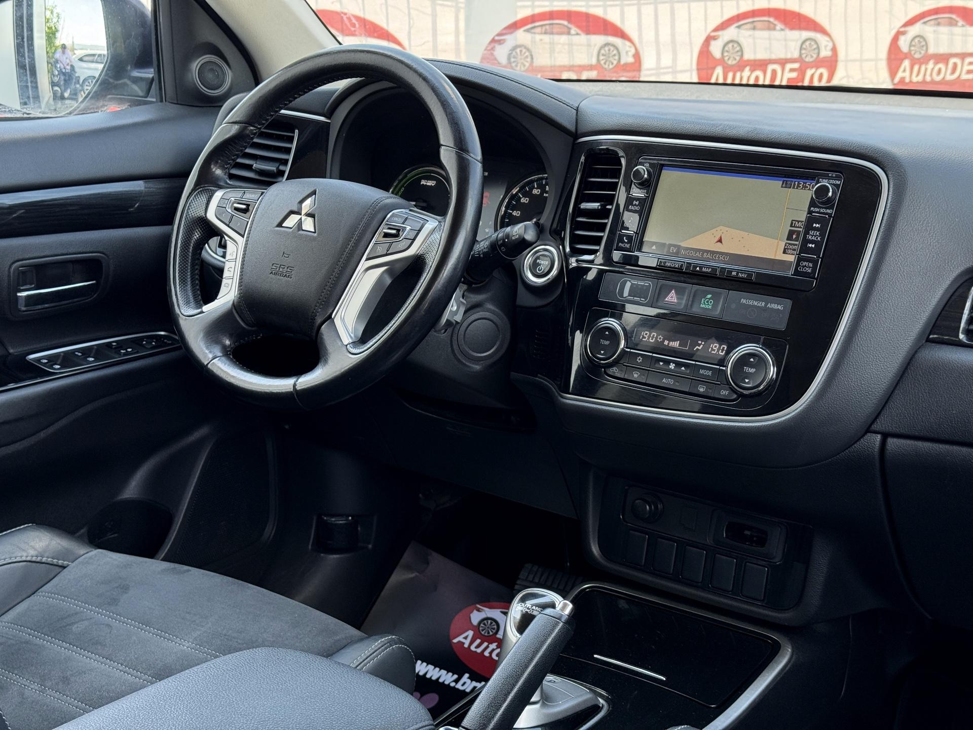 Mitsubishi-Outlander