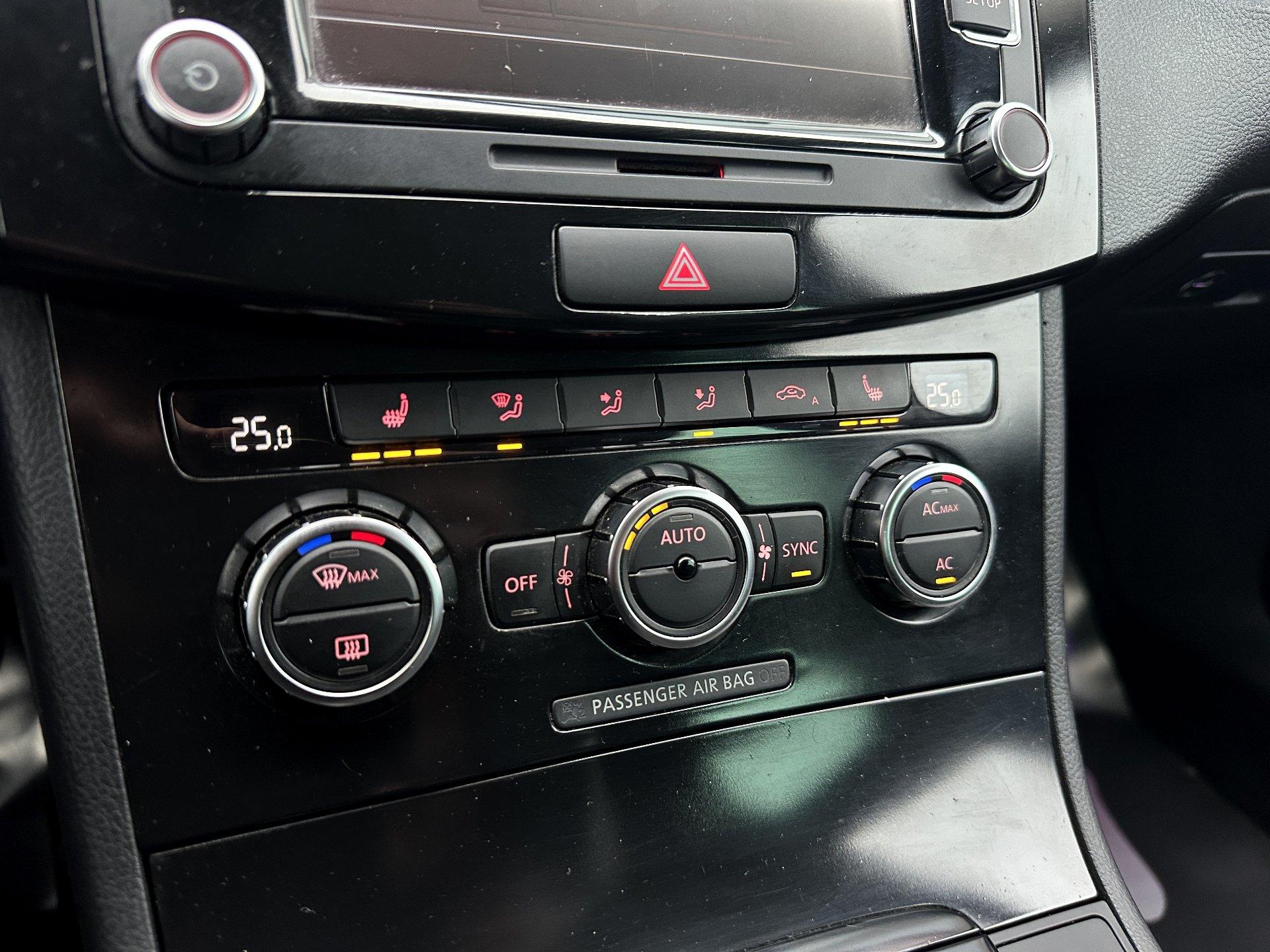 Volkswagen-Passat CC