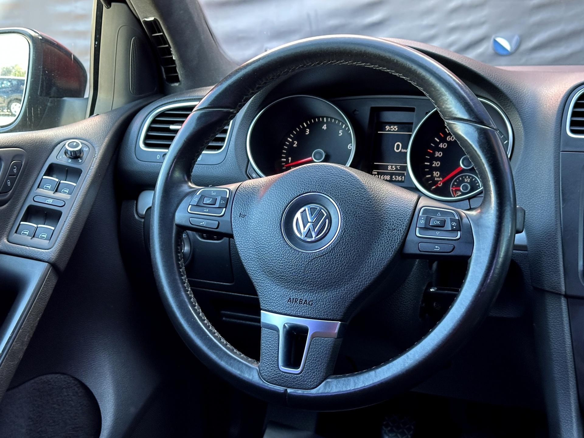 Volkswagen-Golf