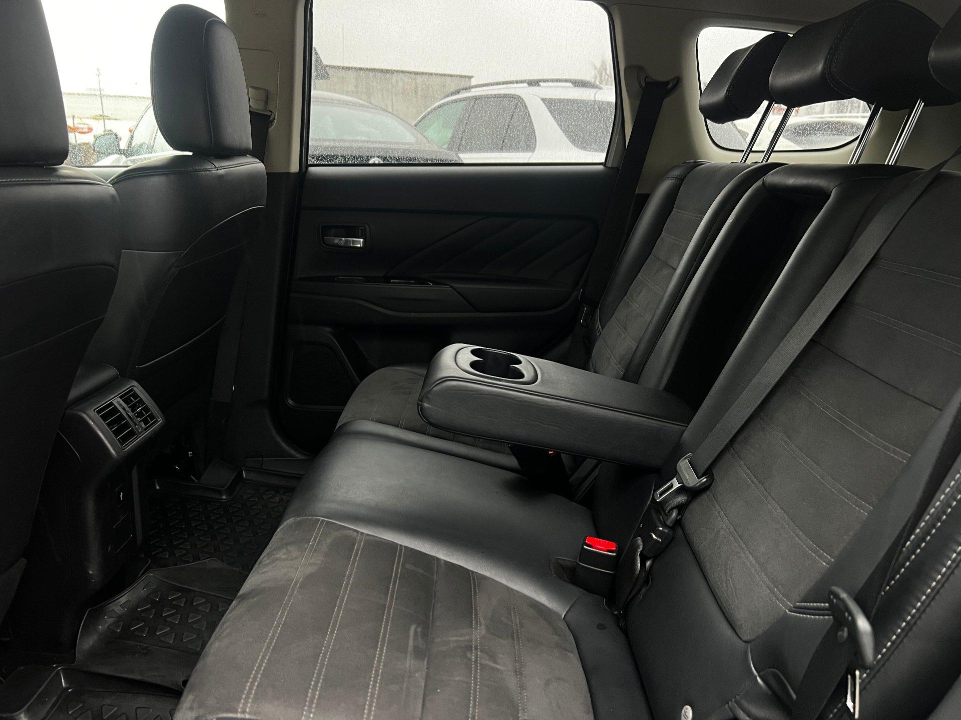 Mitsubishi-Outlander