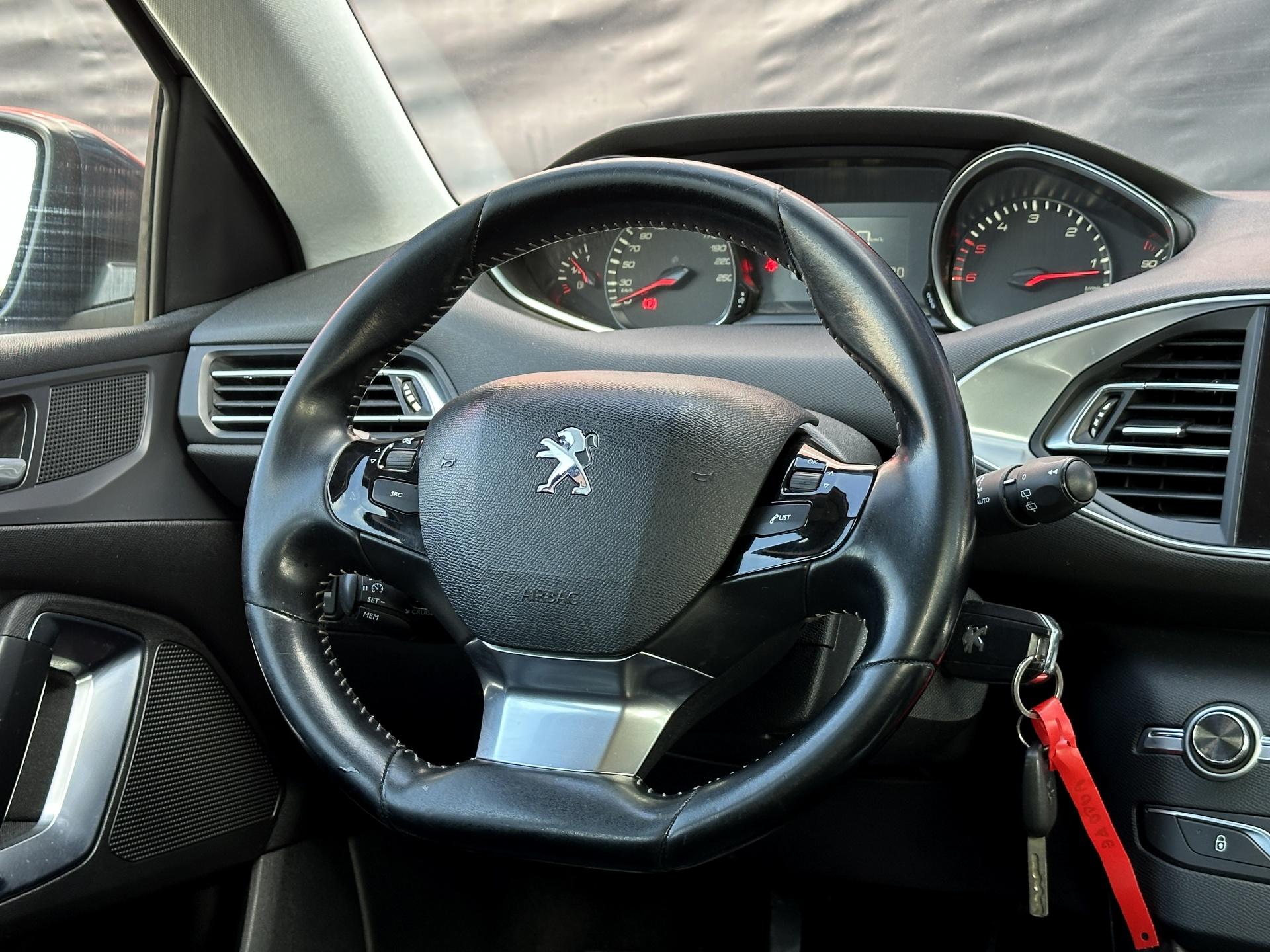 Peugeot-308