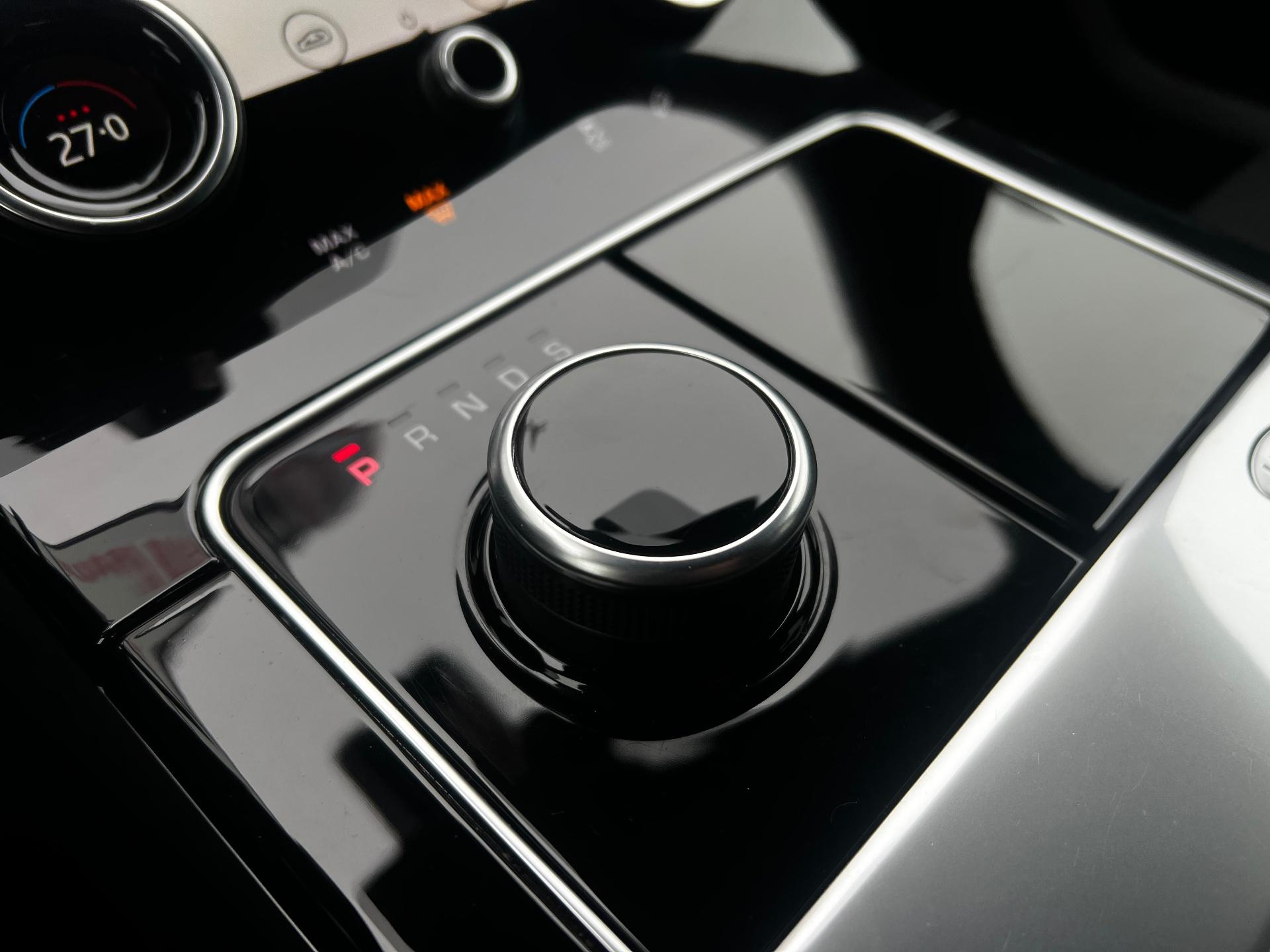 Land Rover-Range Rover Velar