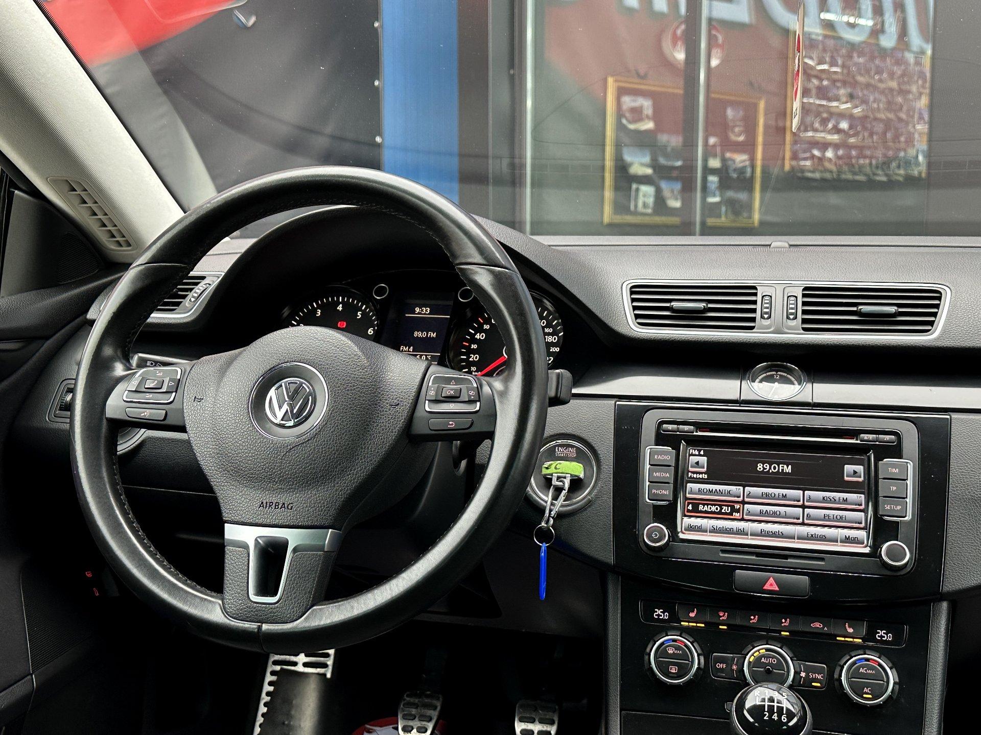 Volkswagen-Passat CC