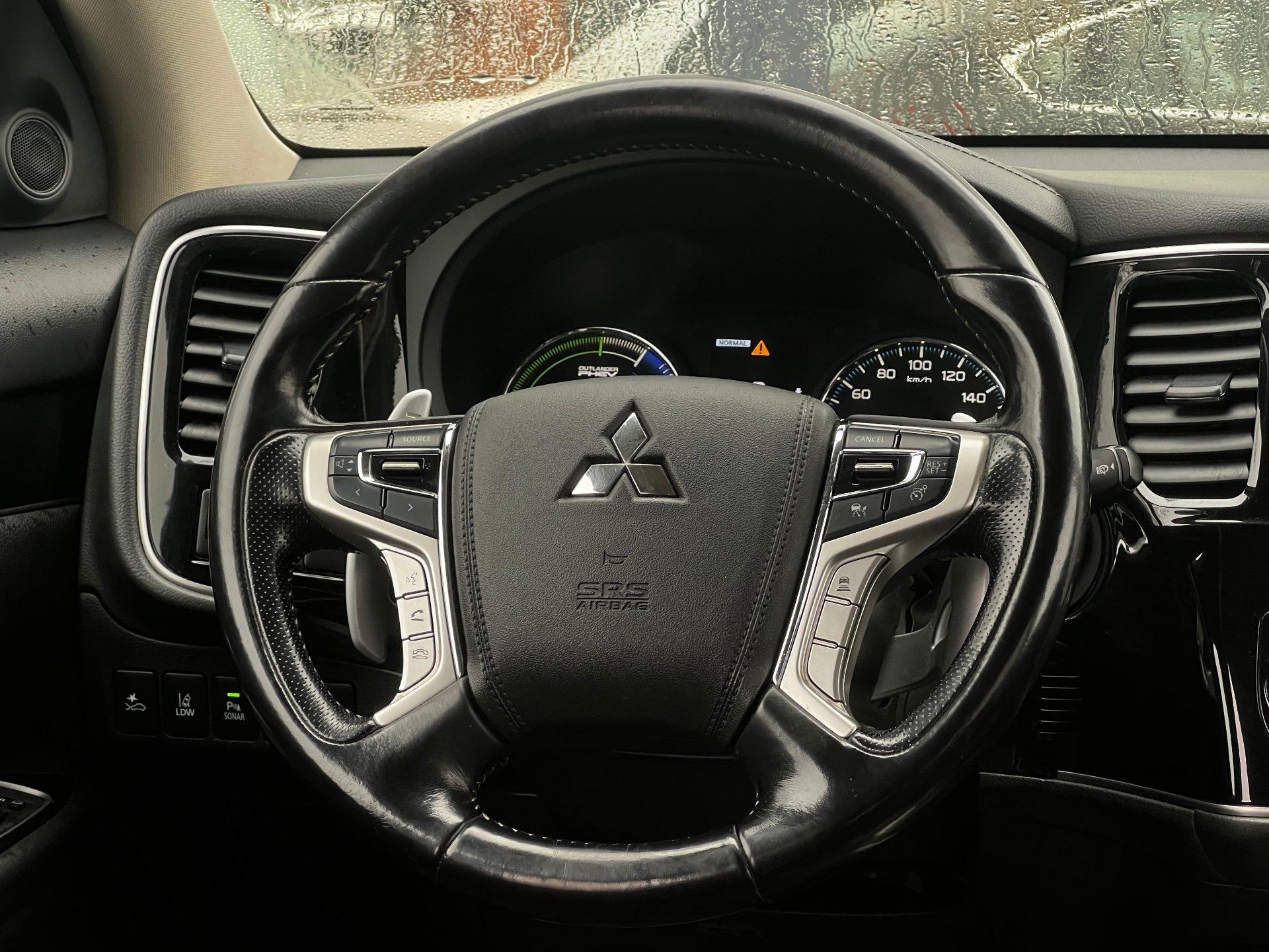 Mitsubishi-Outlander