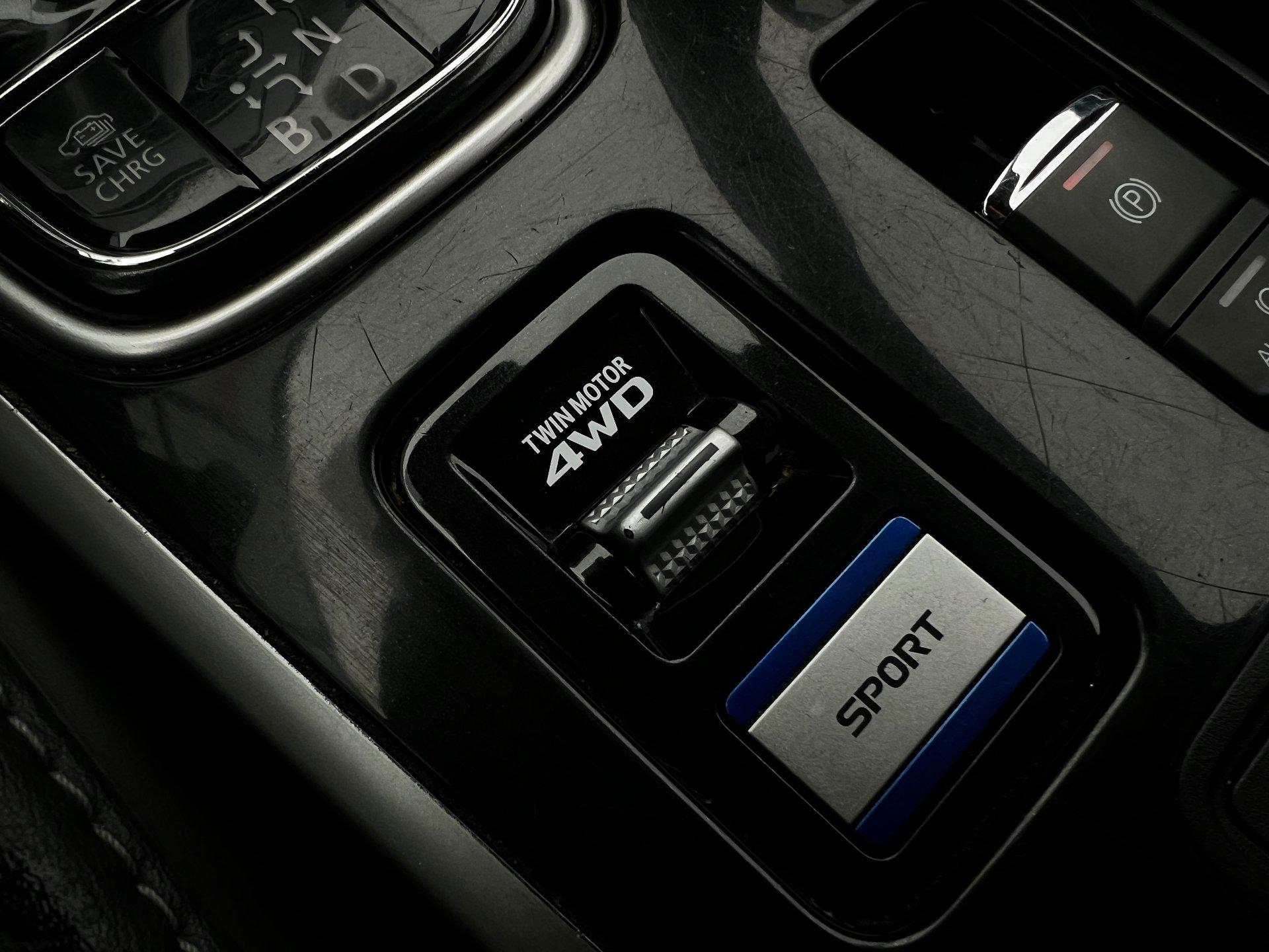 Mitsubishi-Outlander