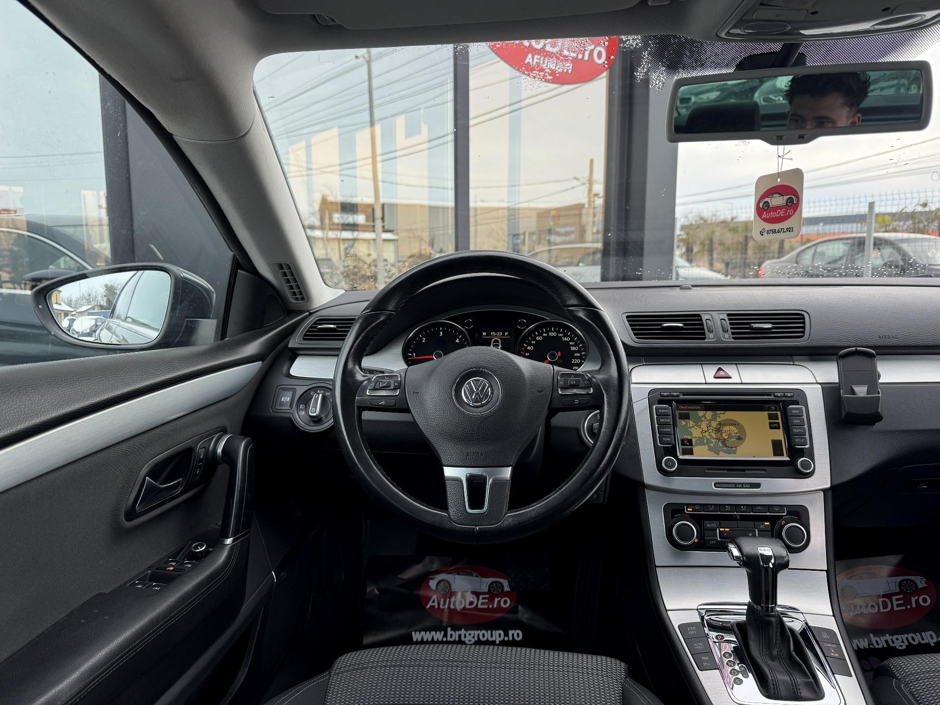 Volkswagen-Passat CC