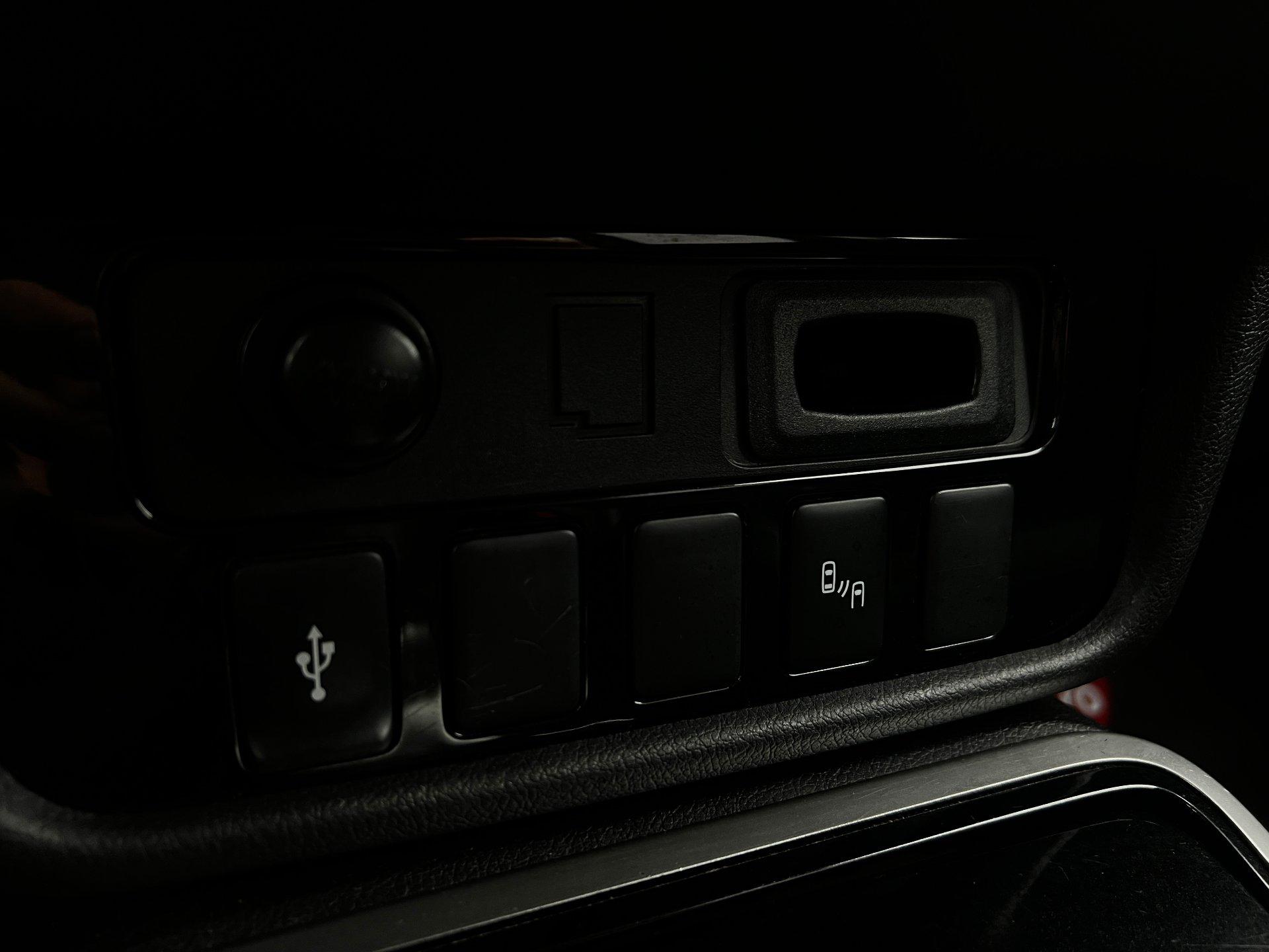 Mitsubishi-Outlander