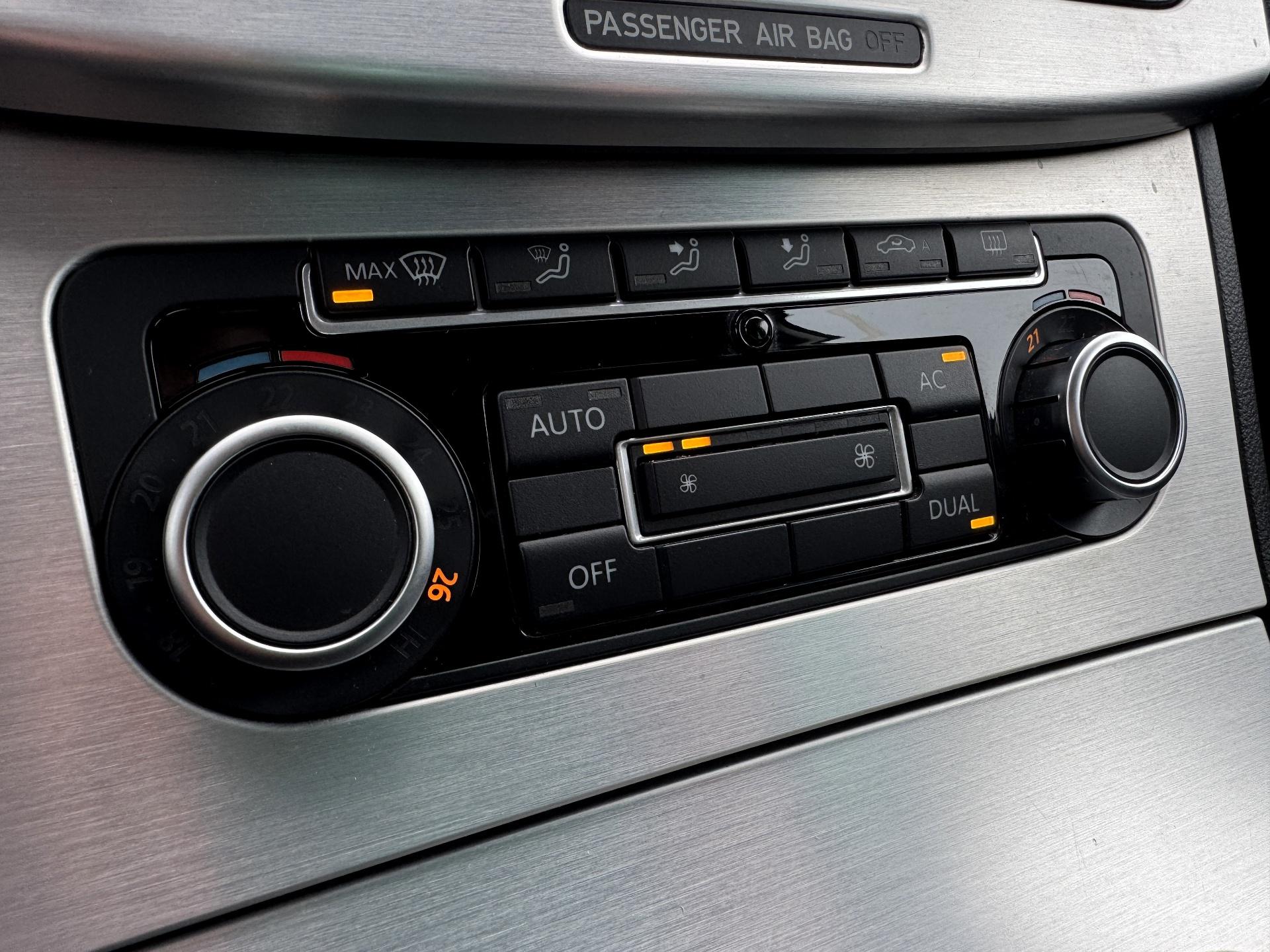 Volkswagen-Passat CC