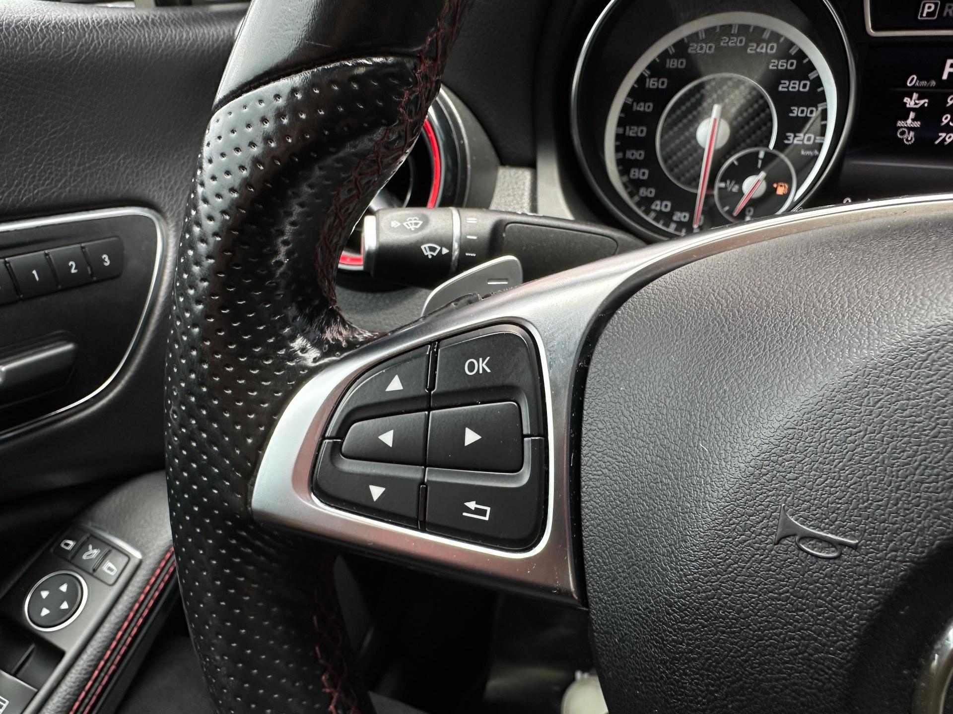 Mercedes-Benz-CLA 45 AMG