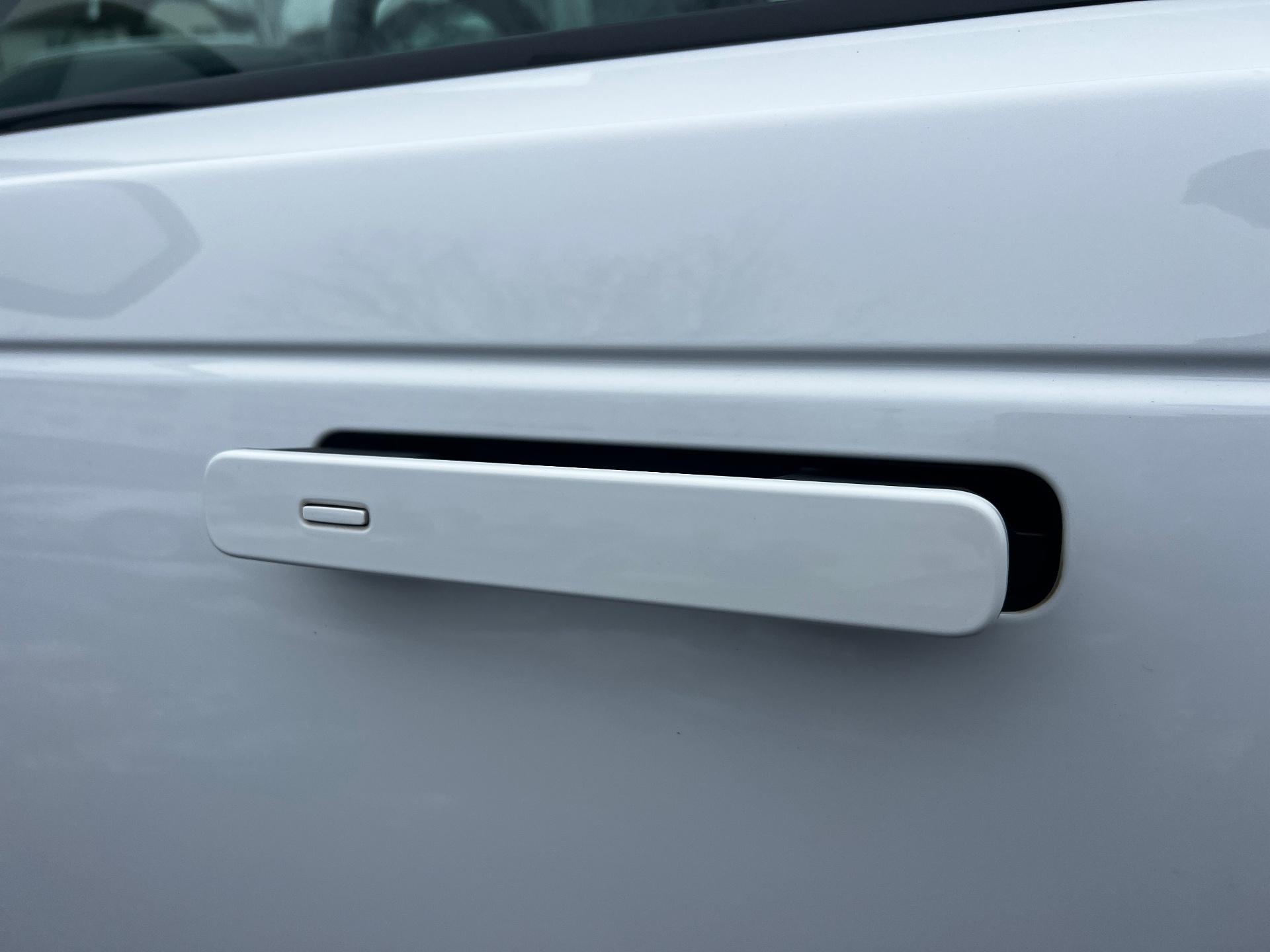 Land Rover-Range Rover Velar