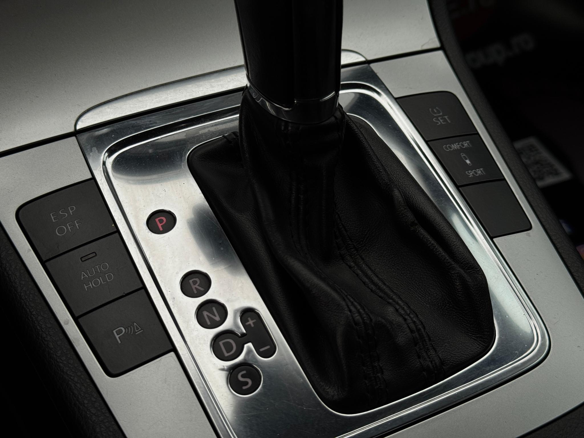 Volkswagen-Passat CC