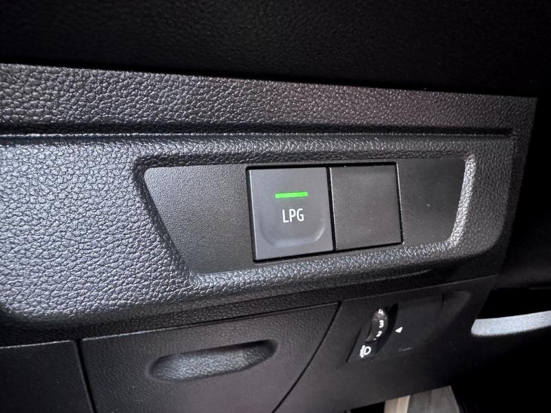 Car Thumb