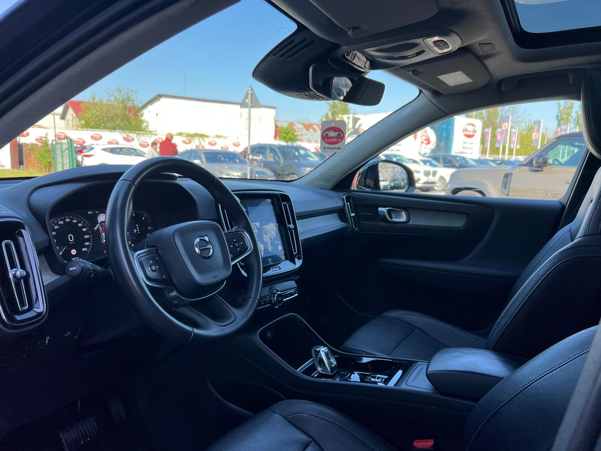 Volvo-XC 40