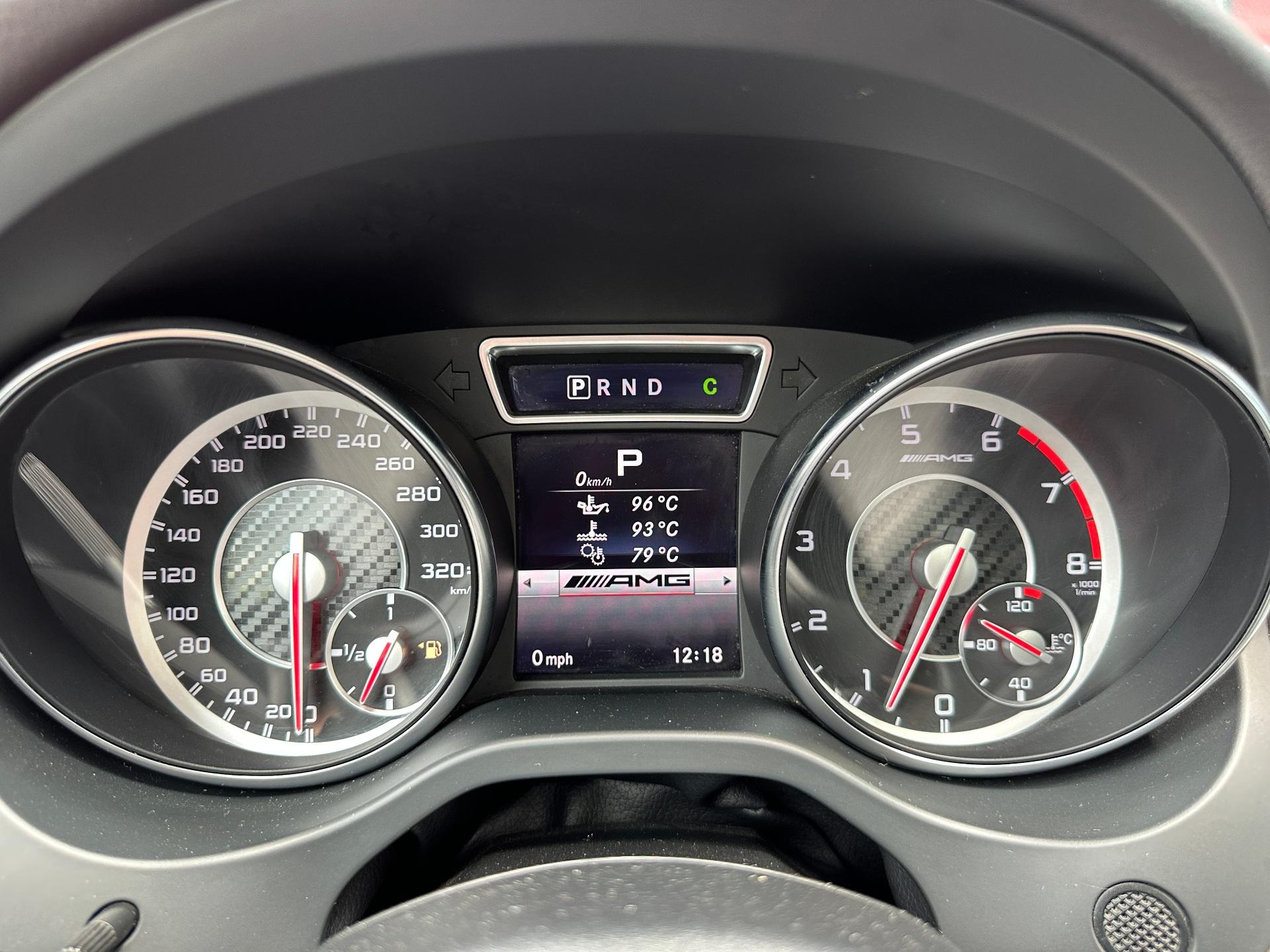 Mercedes-Benz-CLA 45 AMG