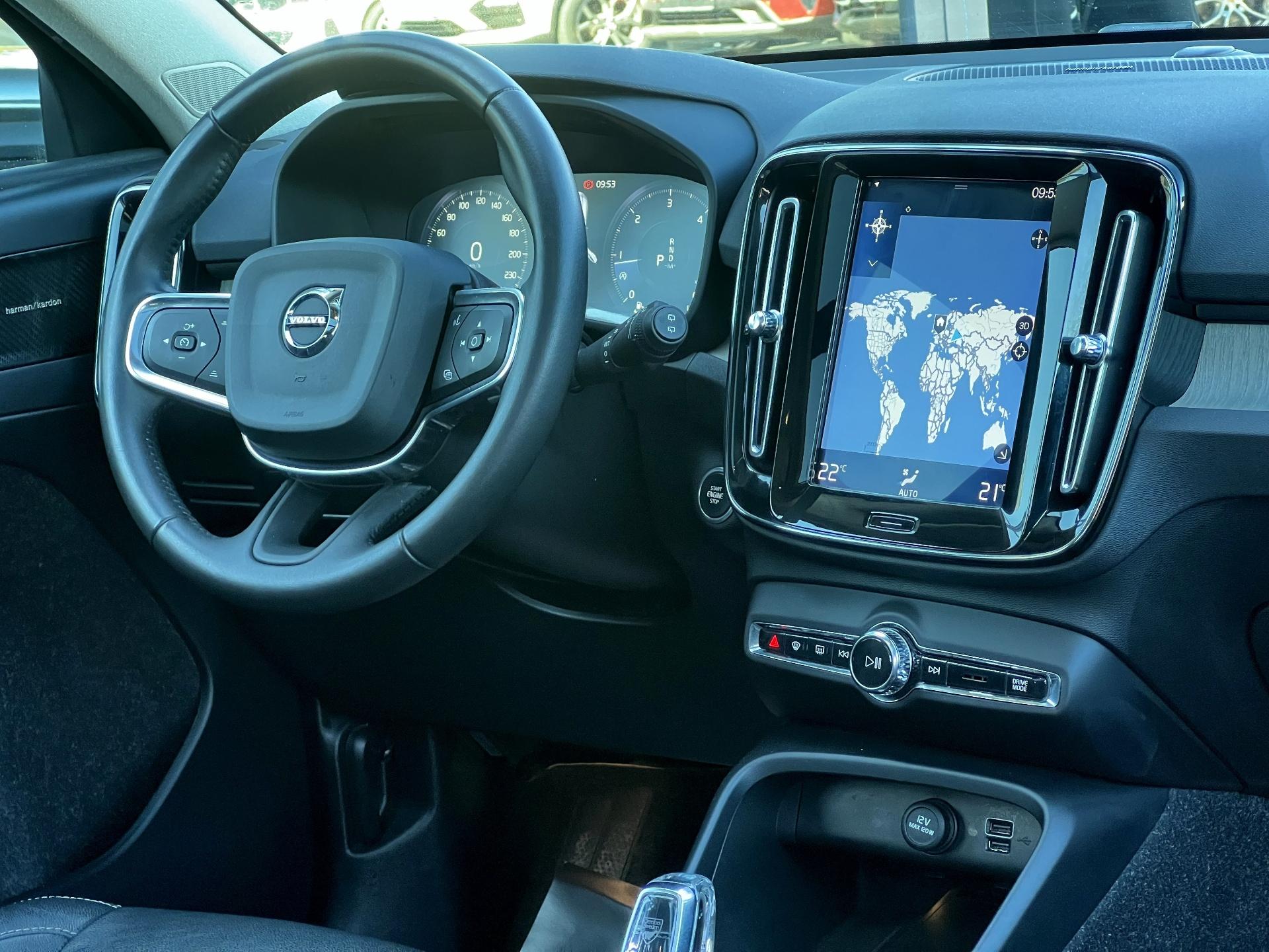 Volvo-XC 40