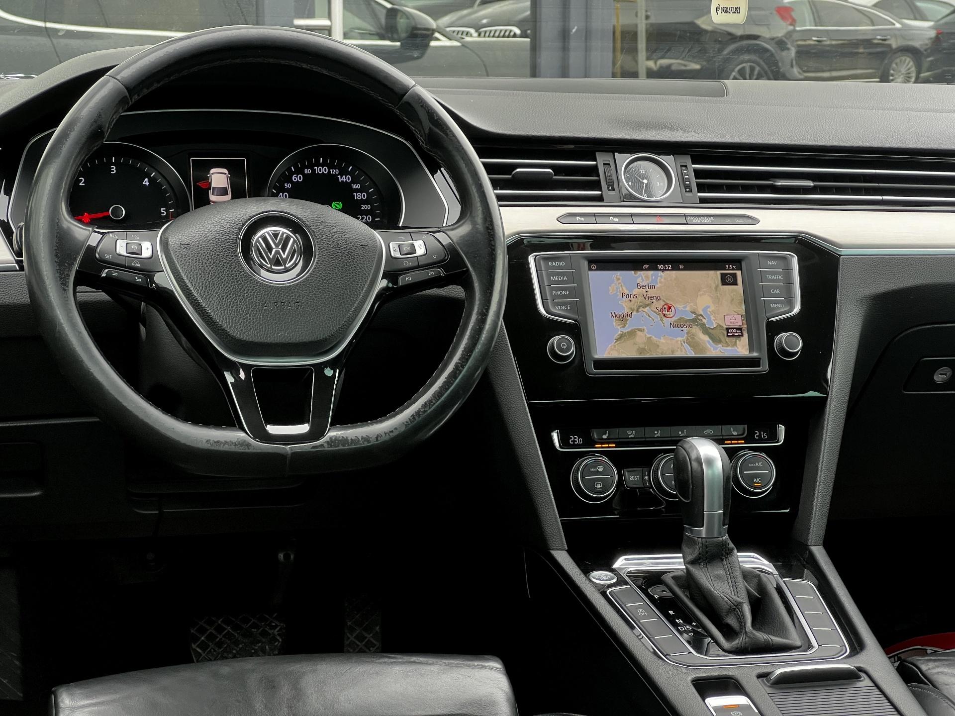Volkswagen-Passat