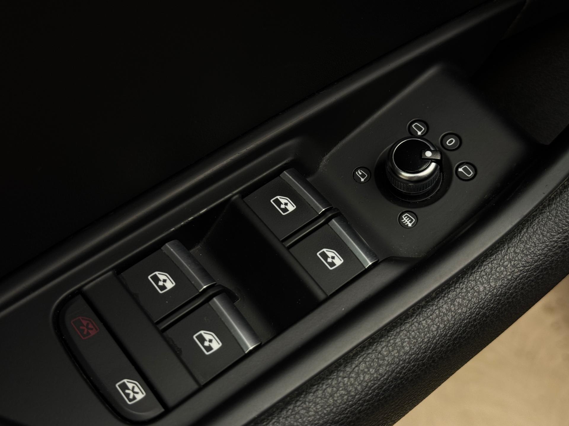 Audi-A4