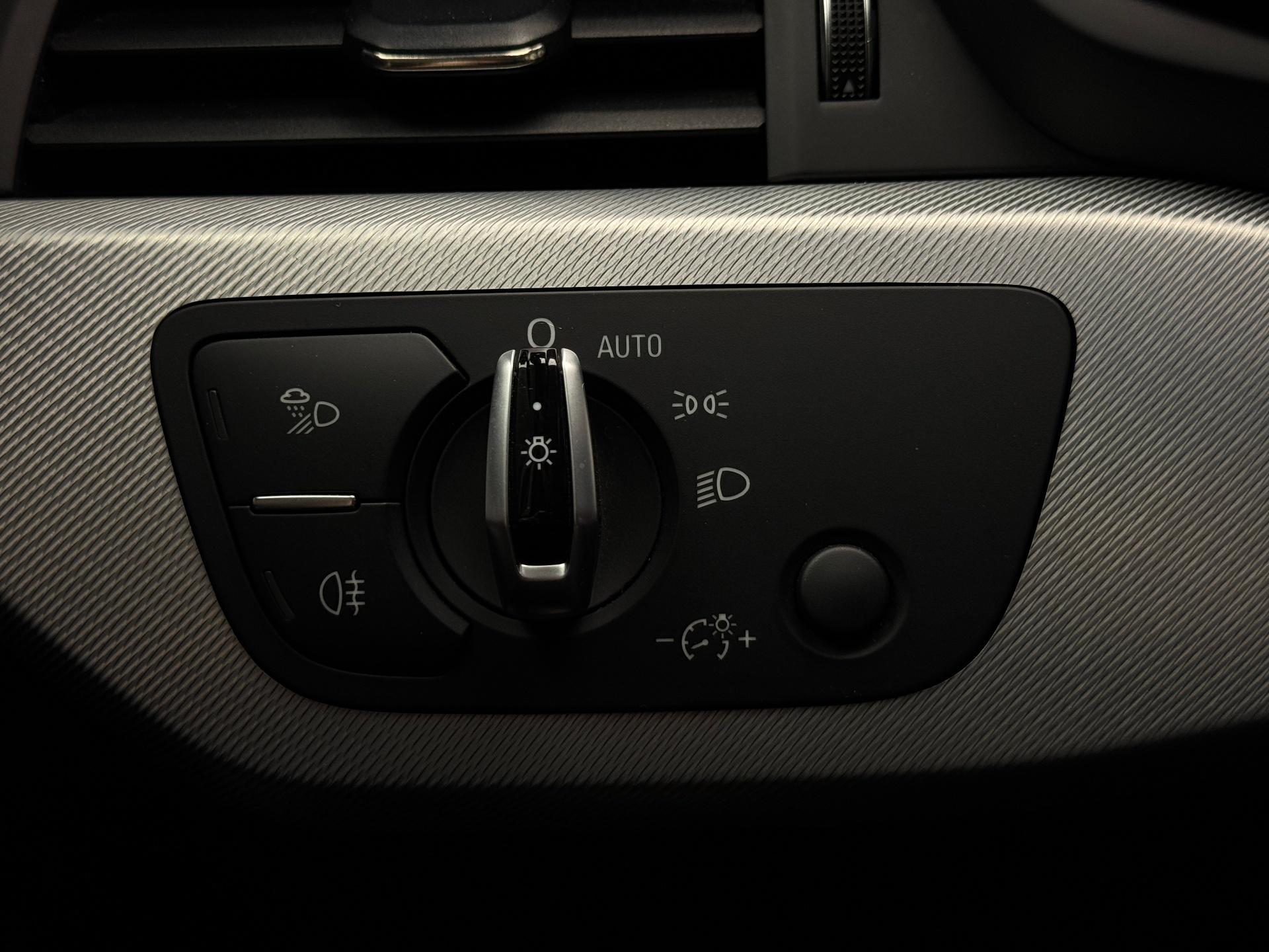 Audi-A4