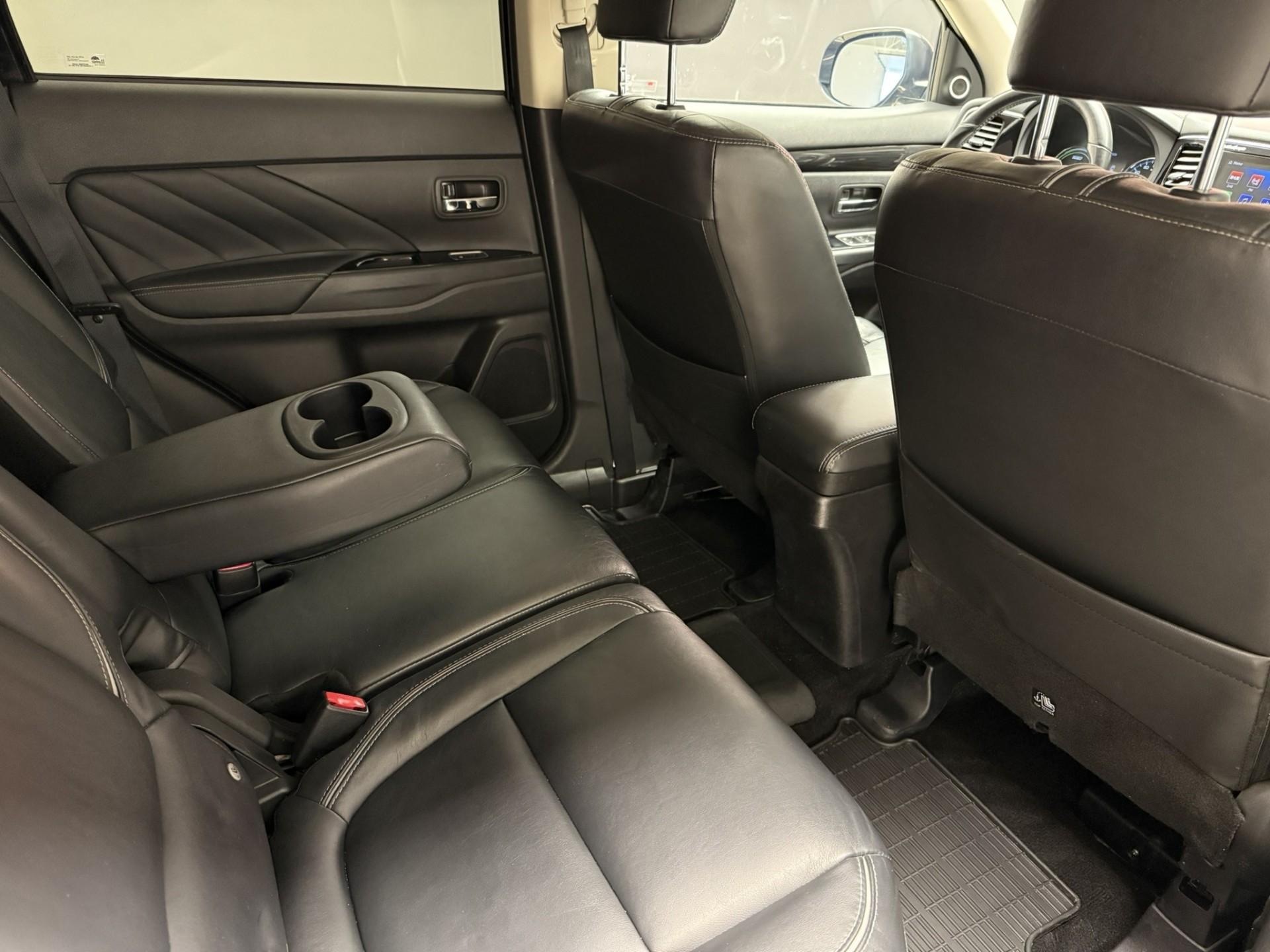 Mitsubishi-Outlander