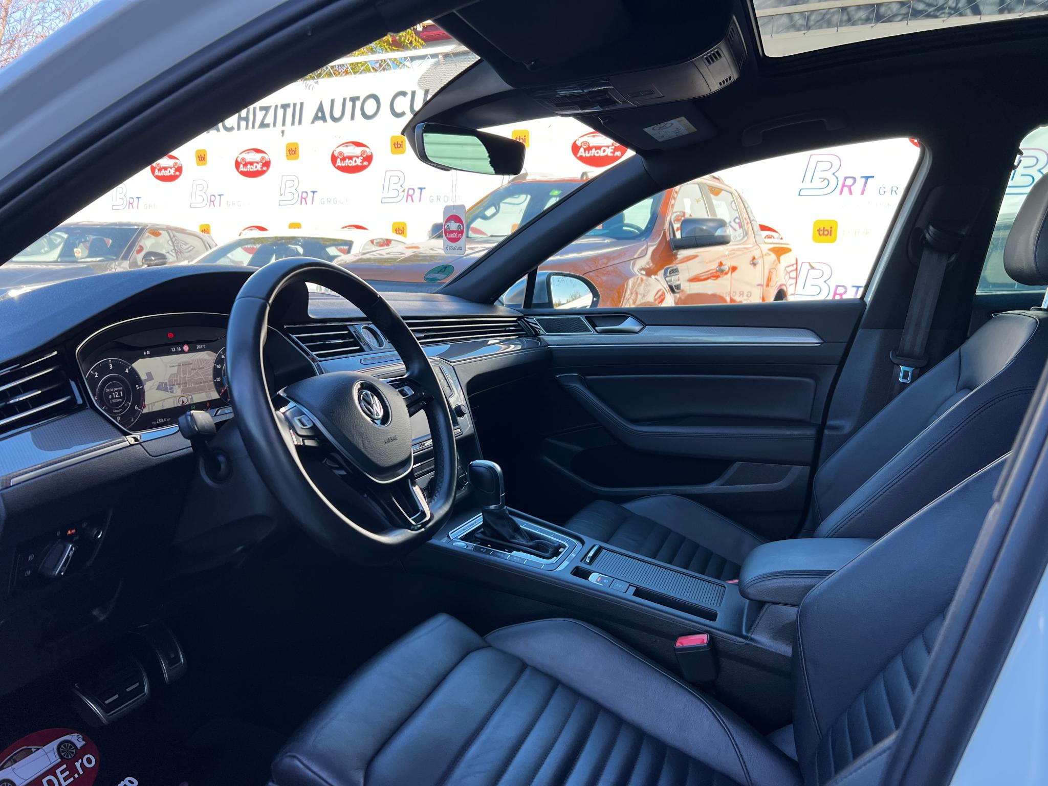 Volkswagen-Passat Alltrack