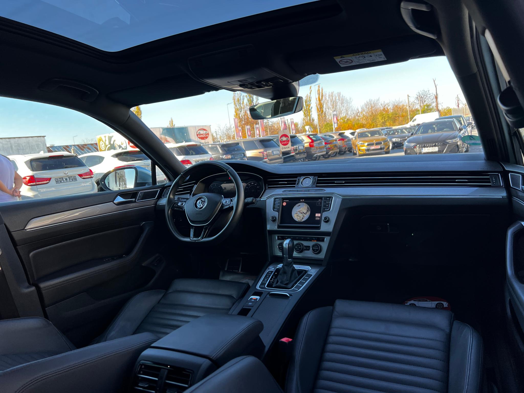 Volkswagen-Passat Alltrack