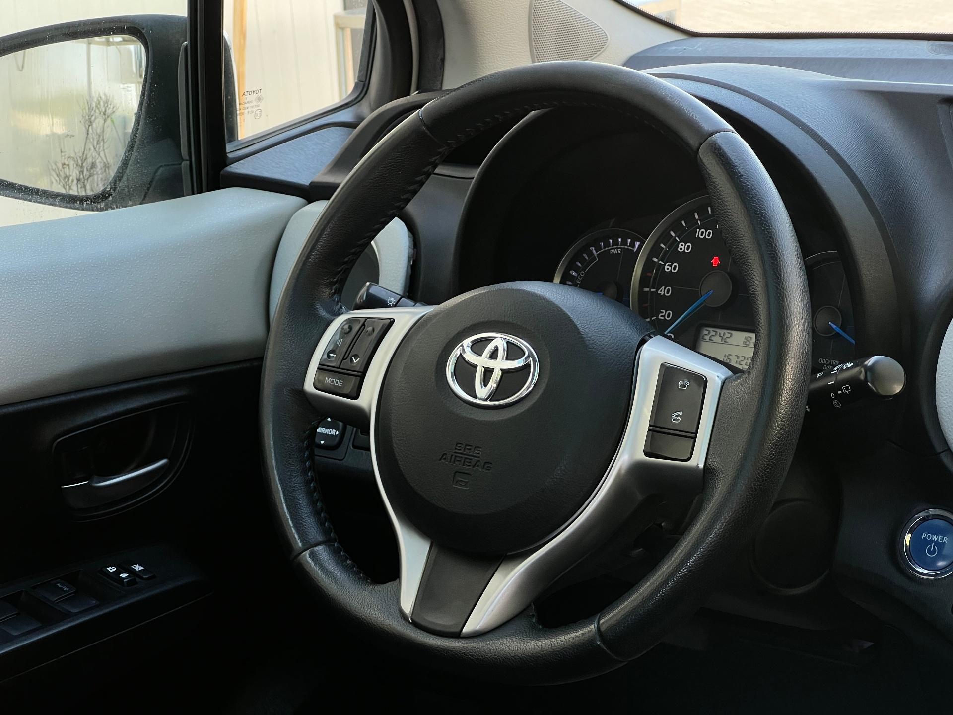 Toyota-Yaris