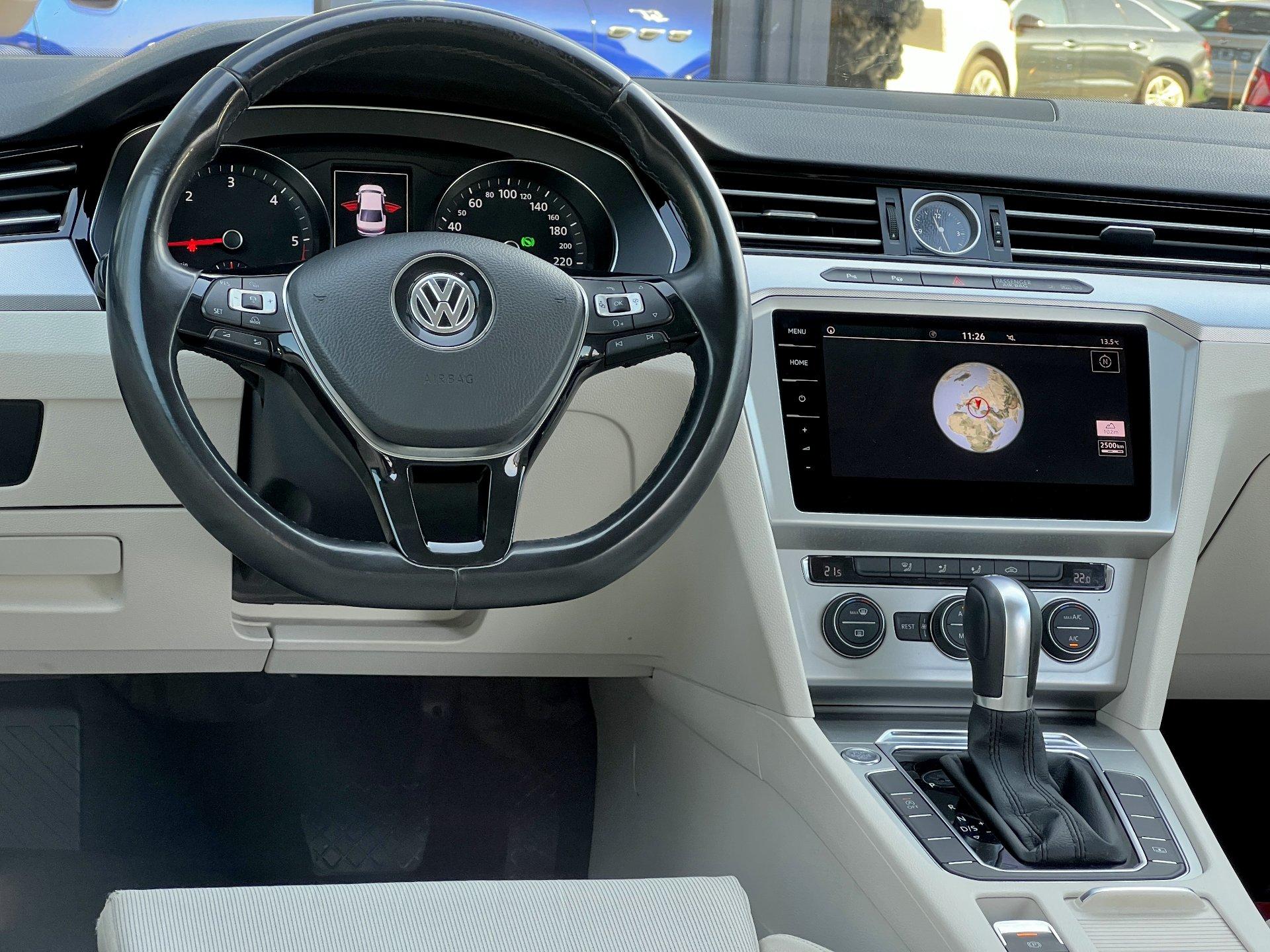 Volkswagen-Passat