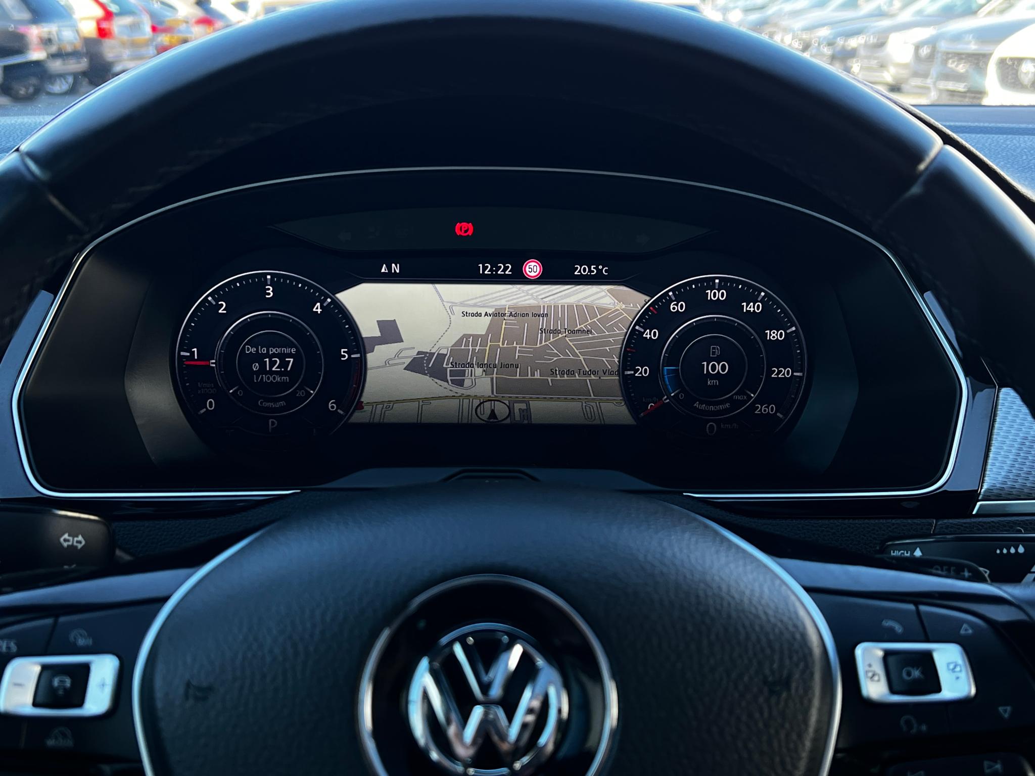 Volkswagen-Passat Alltrack