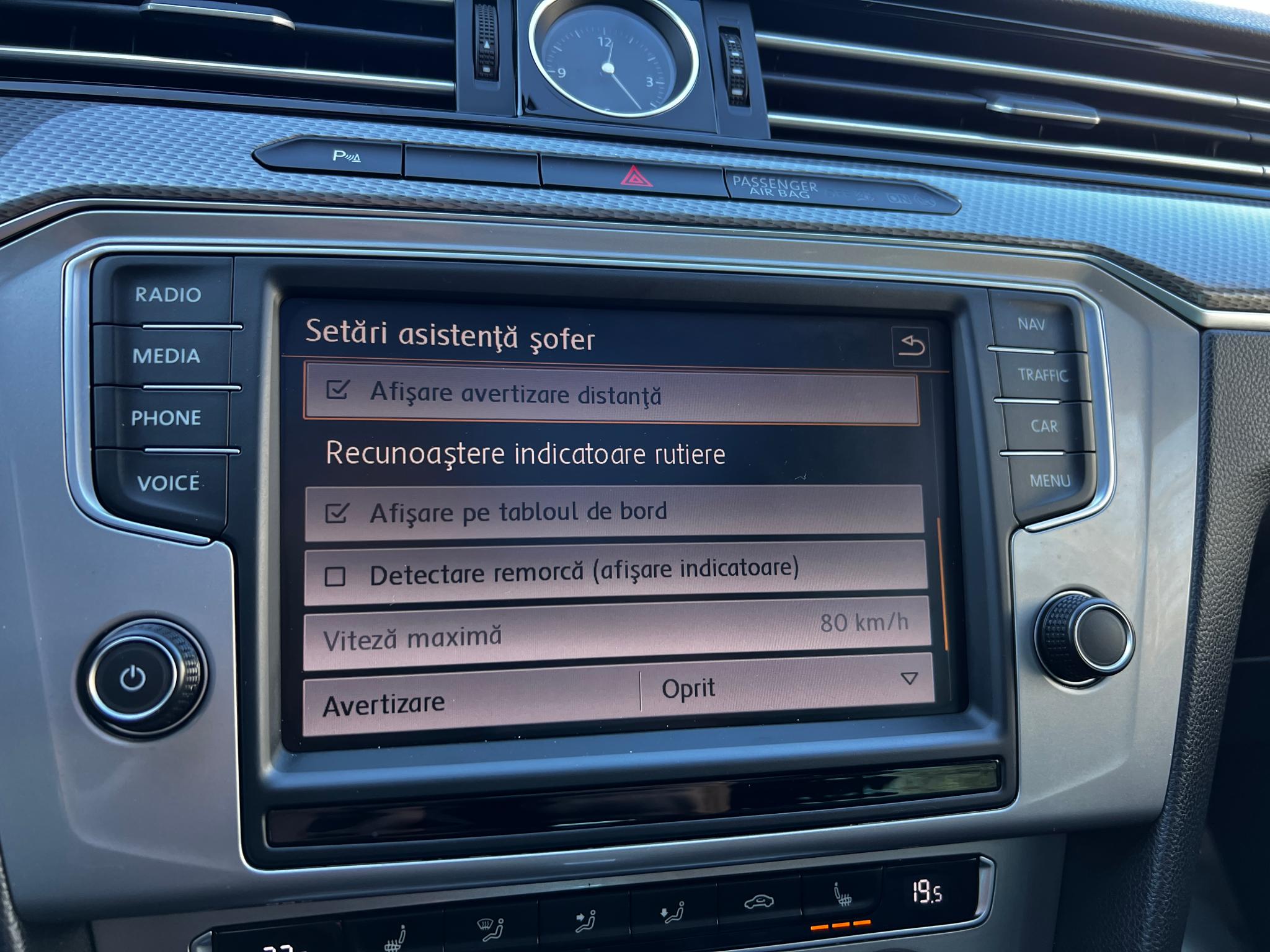 Volkswagen-Passat Alltrack