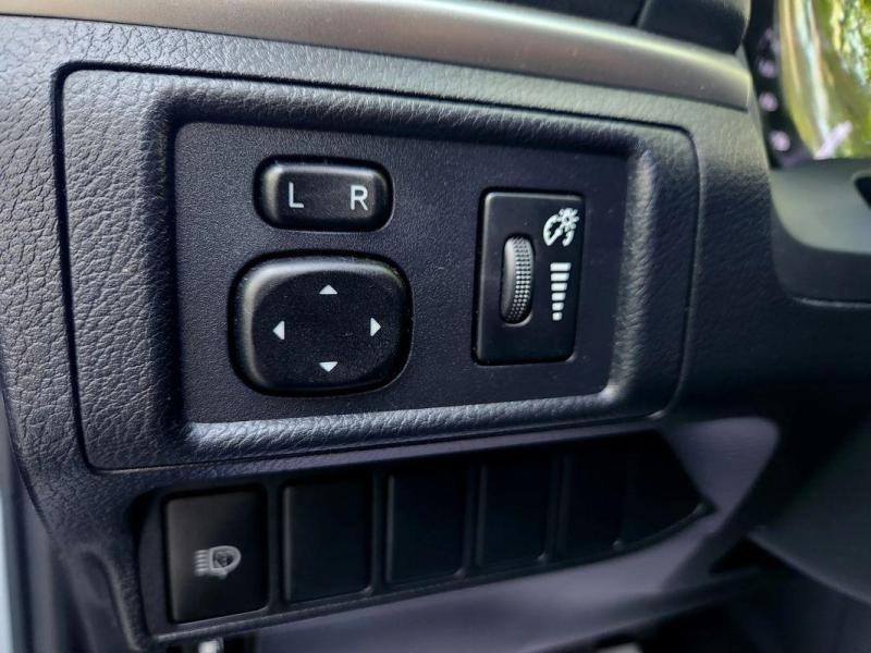 Car Thumb