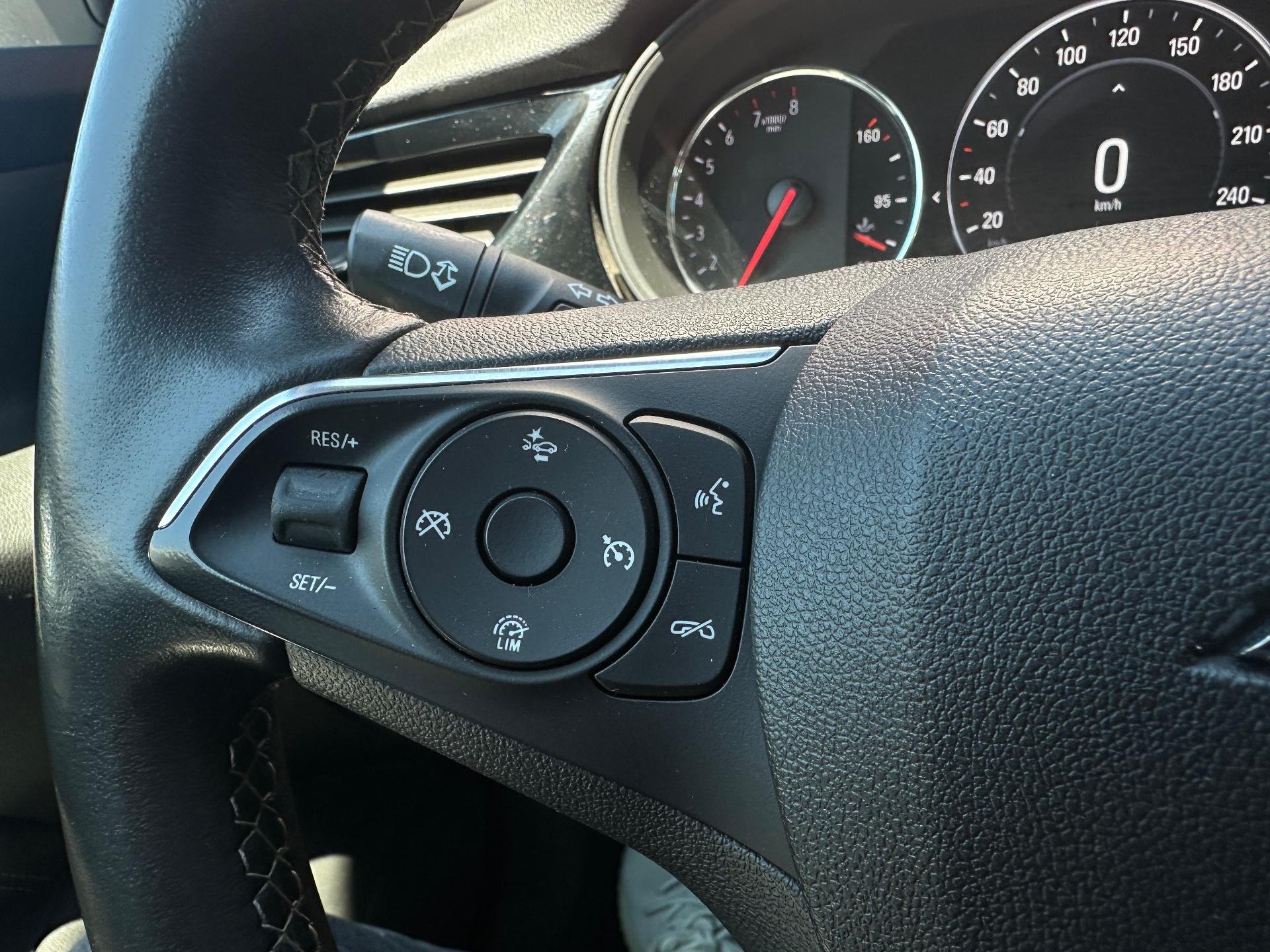 Opel-Insignia