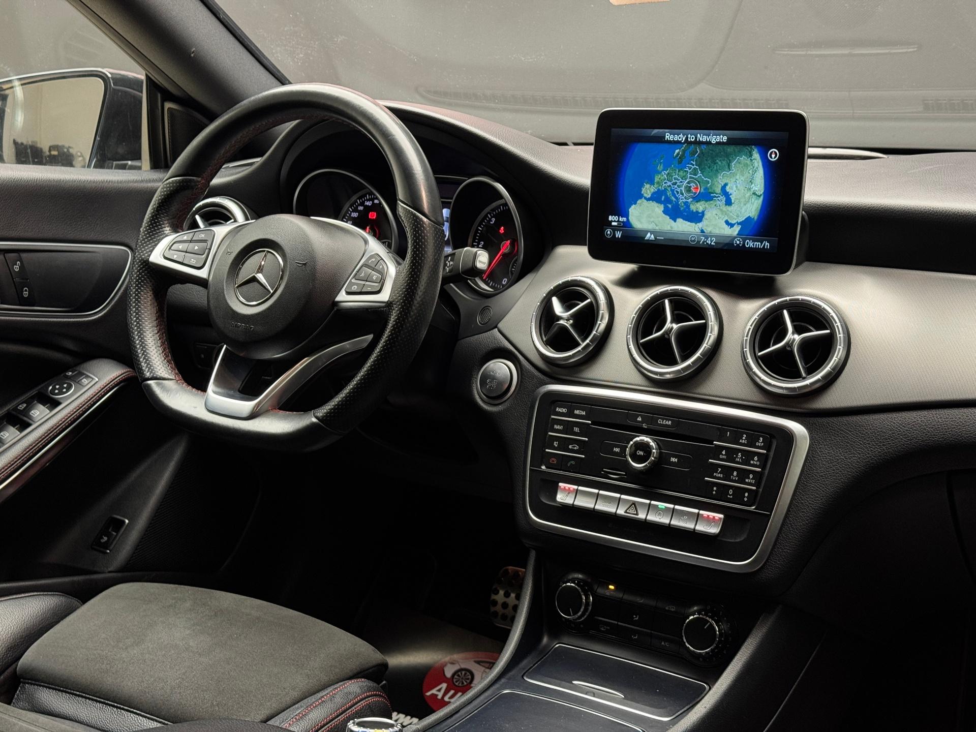Mercedes-Benz-CLA