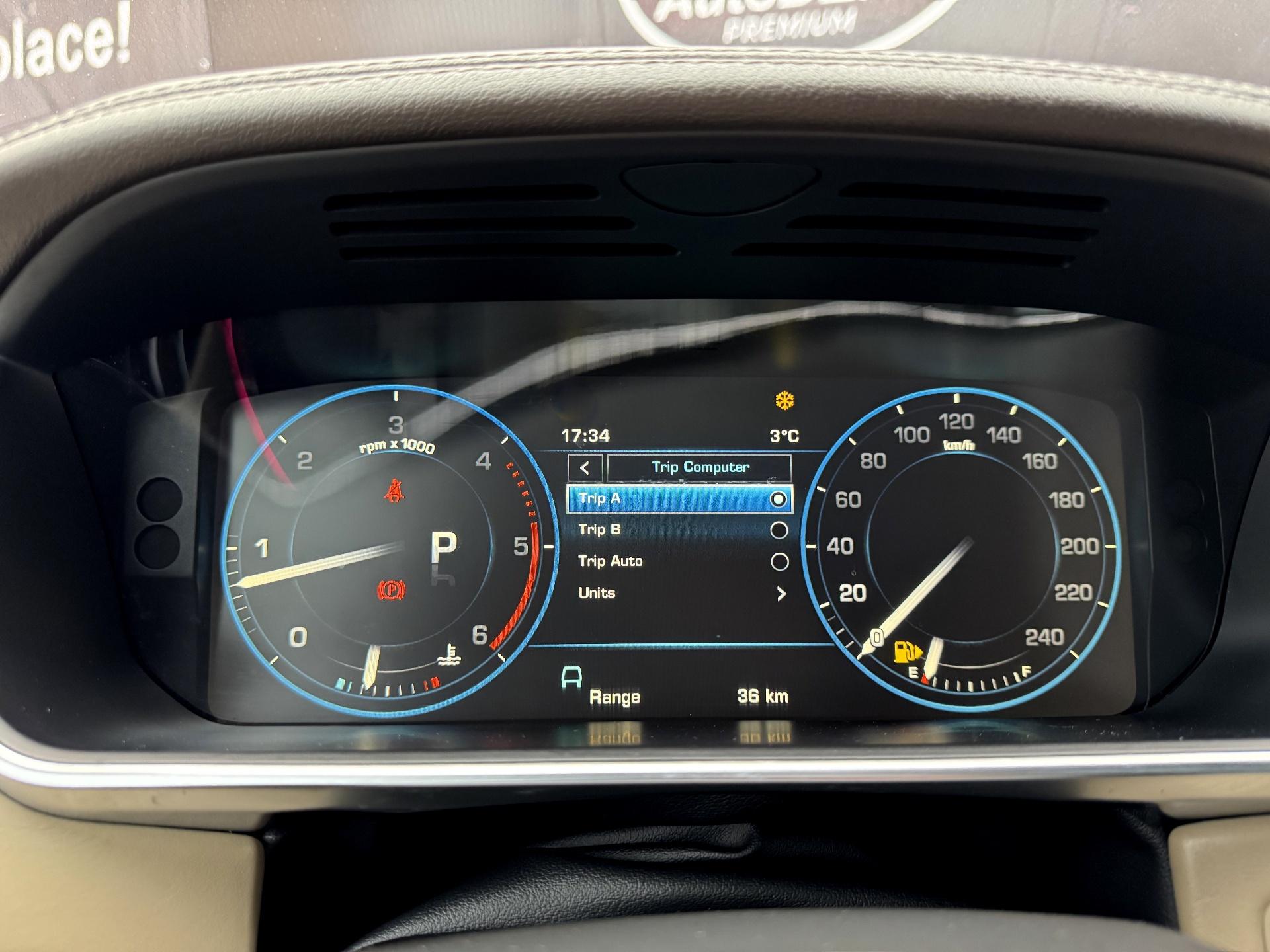 Land Rover-Range Rover Vogue