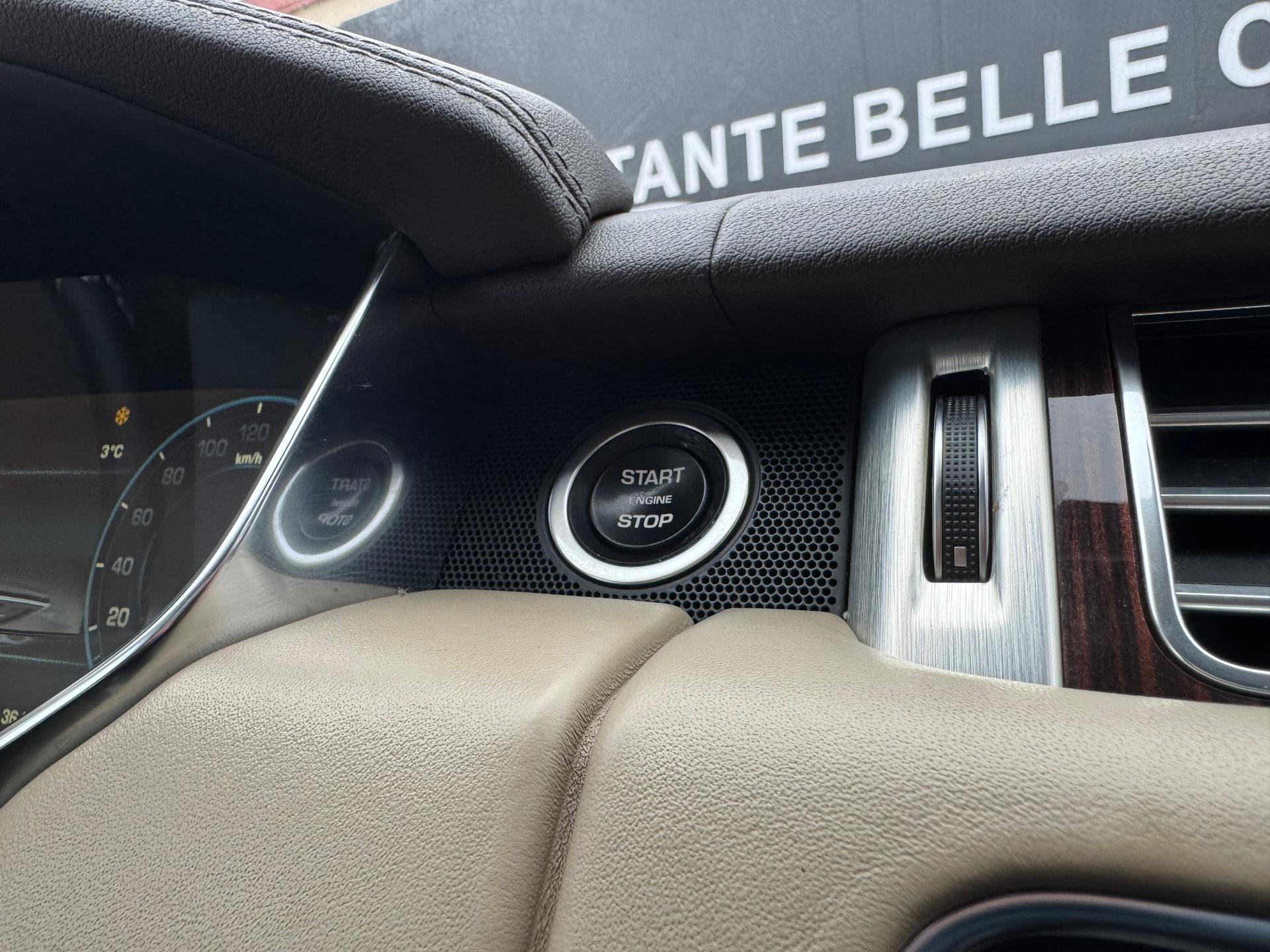 Land Rover-Range Rover Vogue