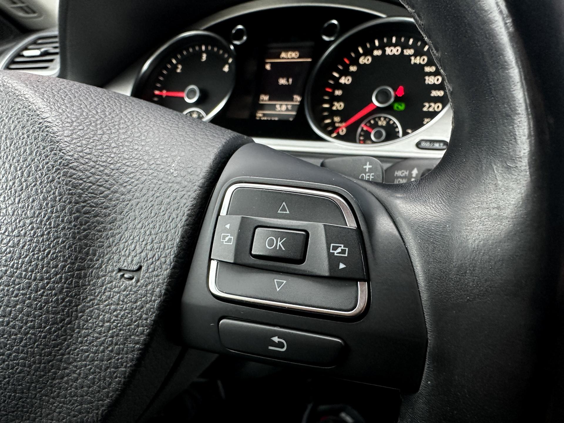 Volkswagen-Passat CC