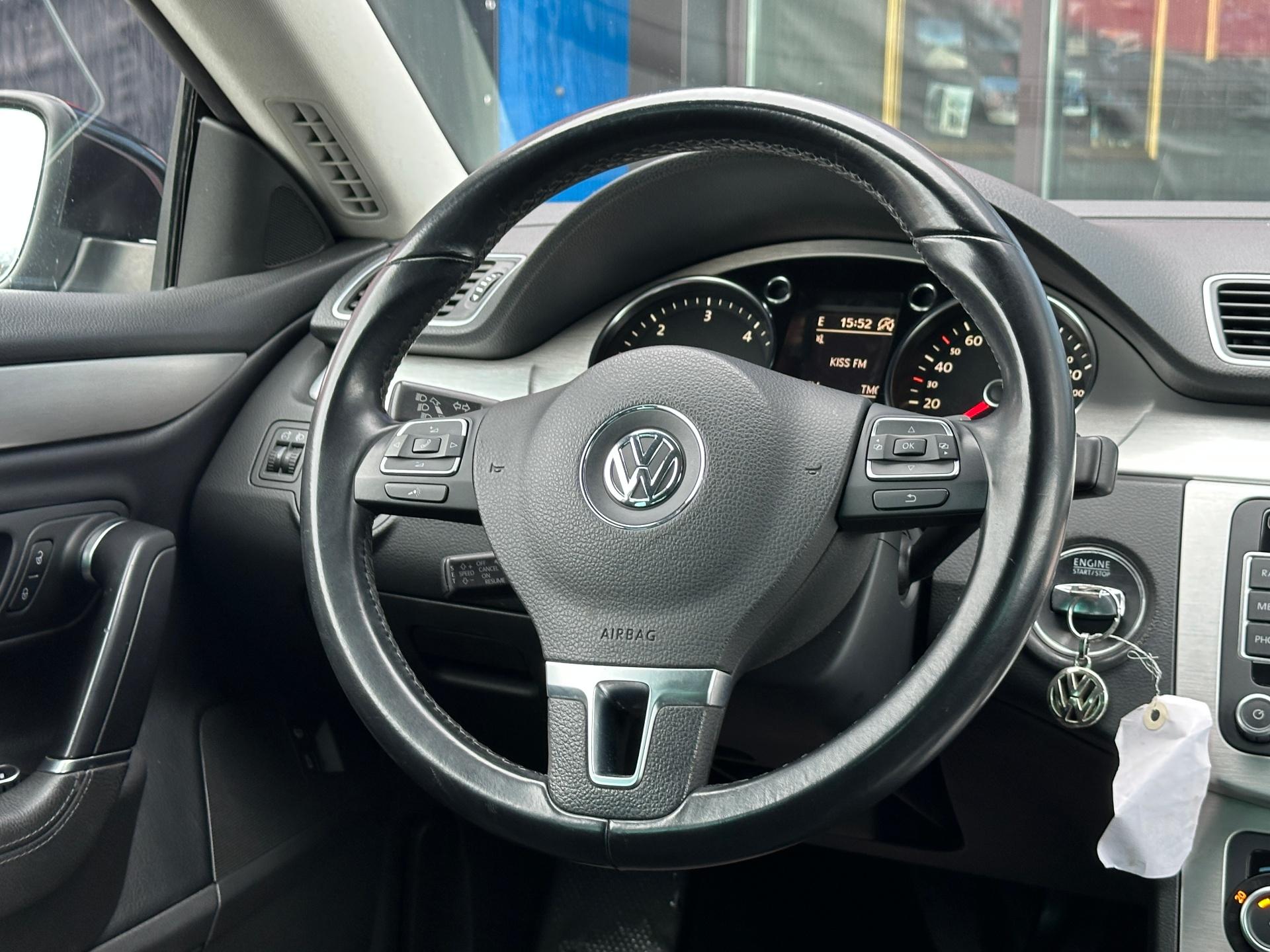 Volkswagen-Passat CC