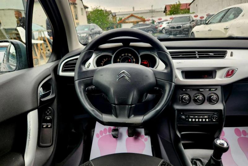 Car Thumb