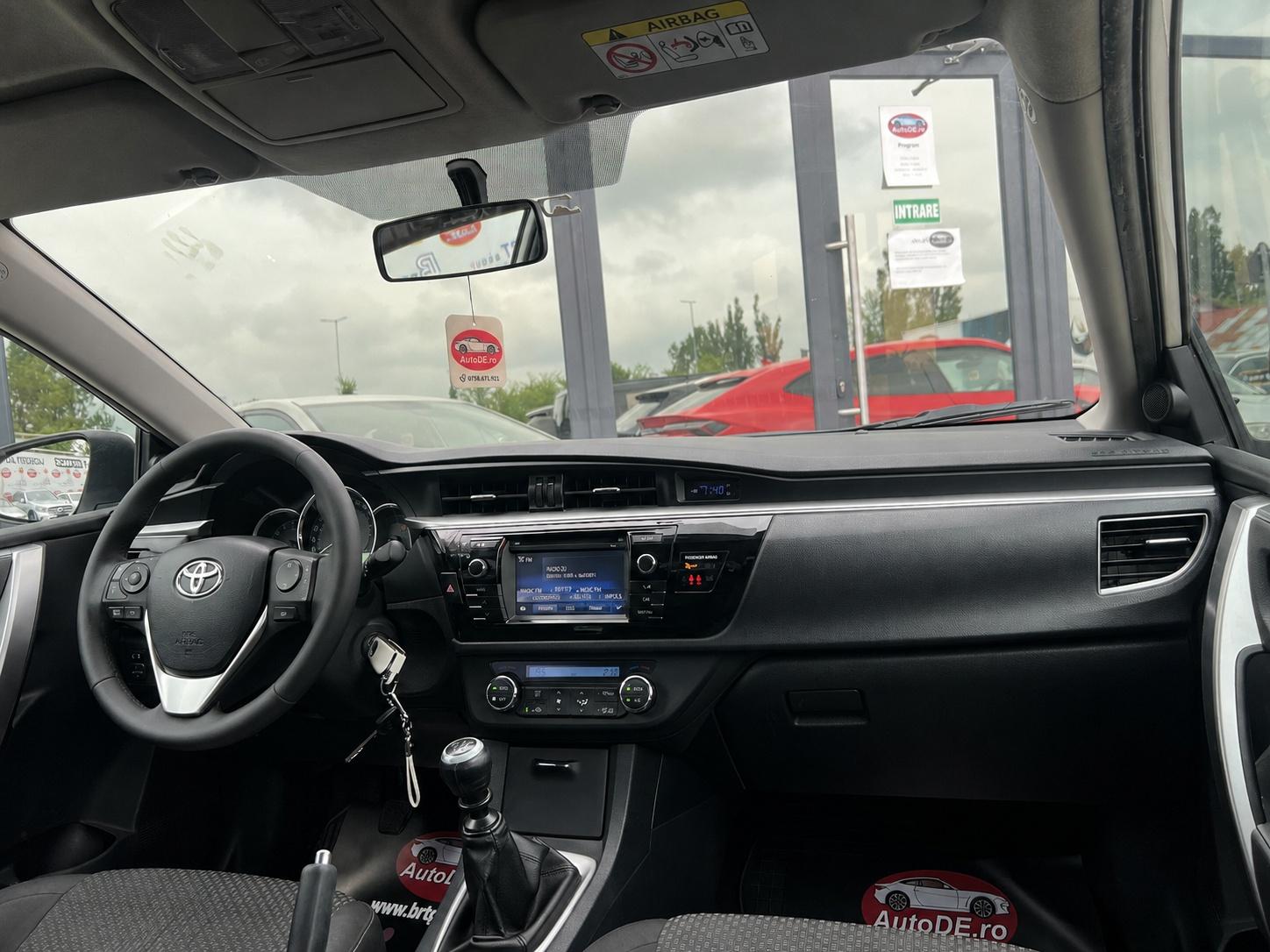 Toyota-Corolla