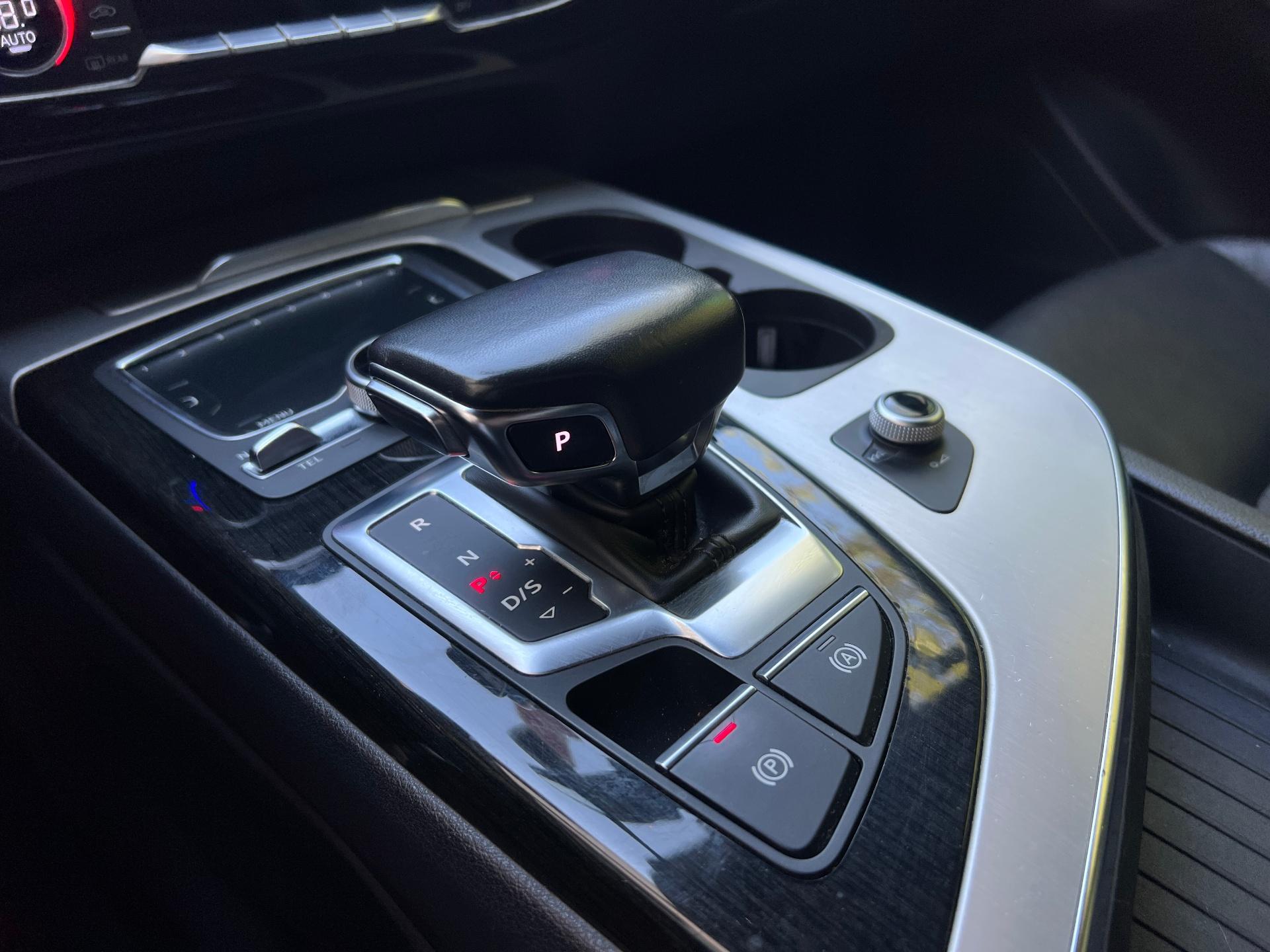 Audi-Q7