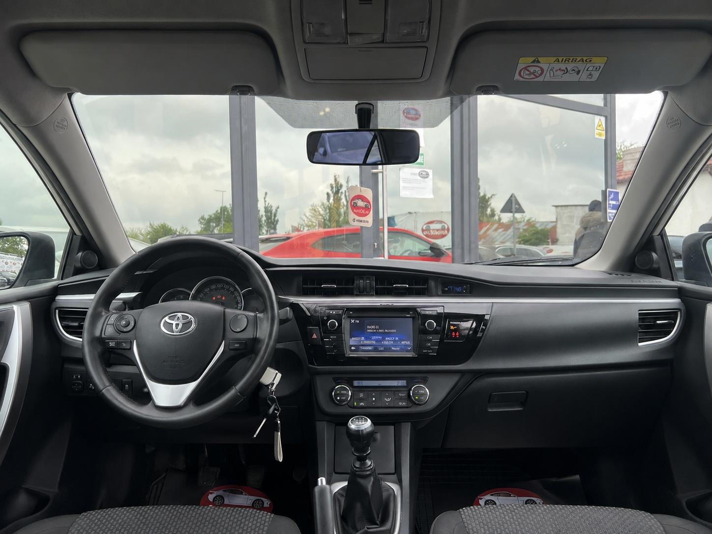Toyota-Corolla
