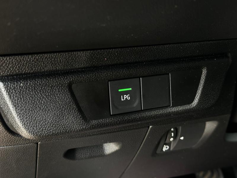 Car Thumb