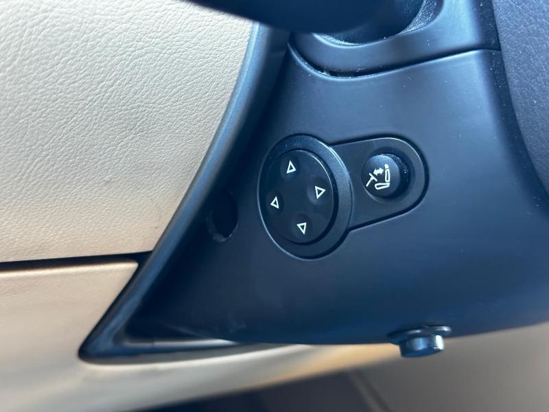 Car Thumb