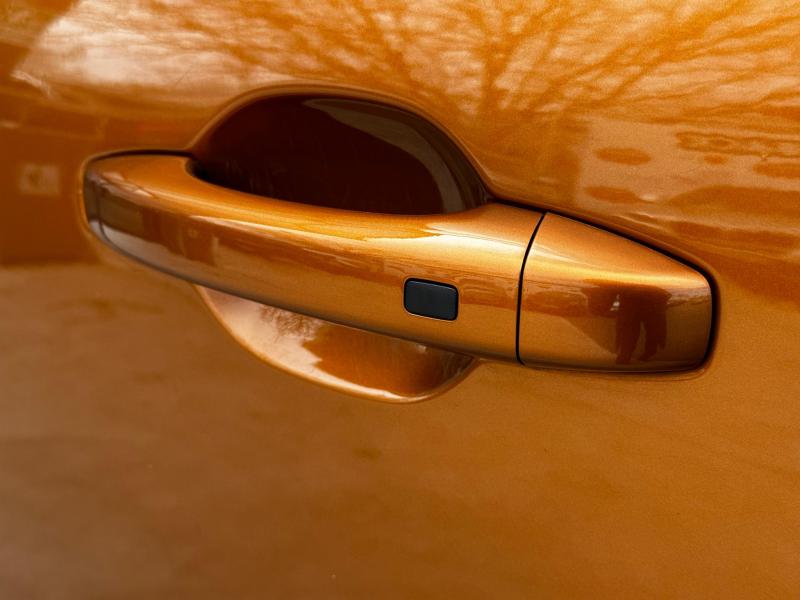 Car Thumb