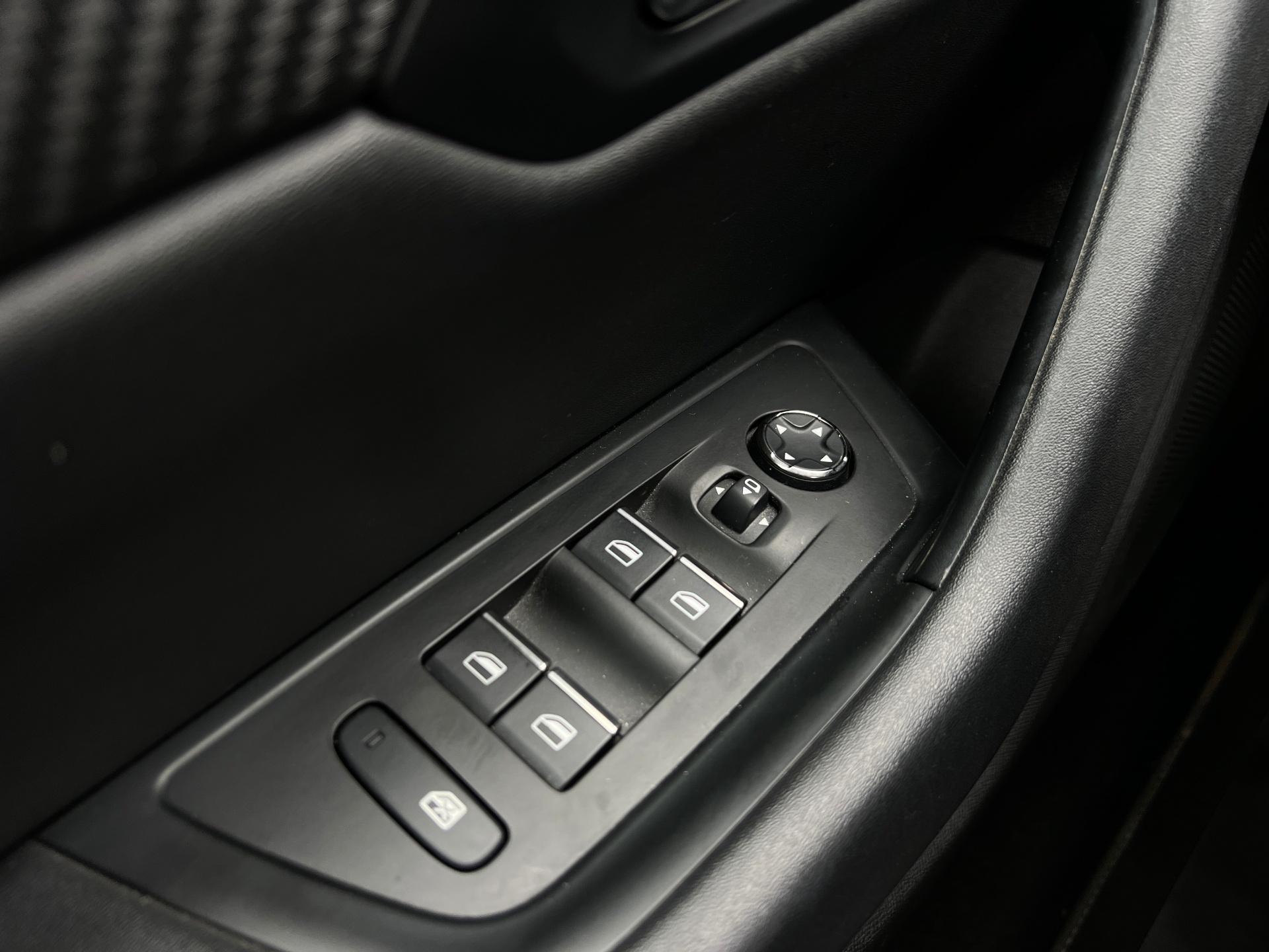 Peugeot-508