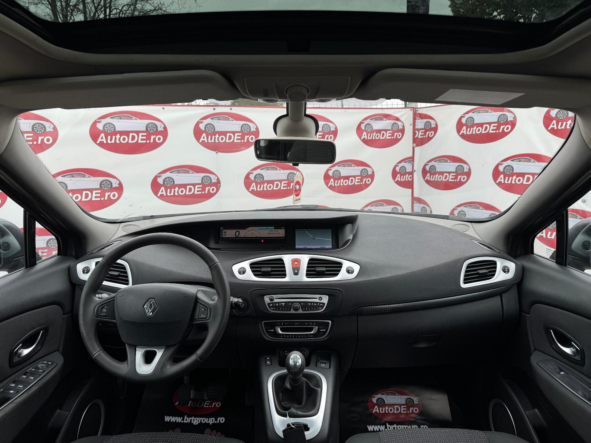 Renault-Grand Scenic