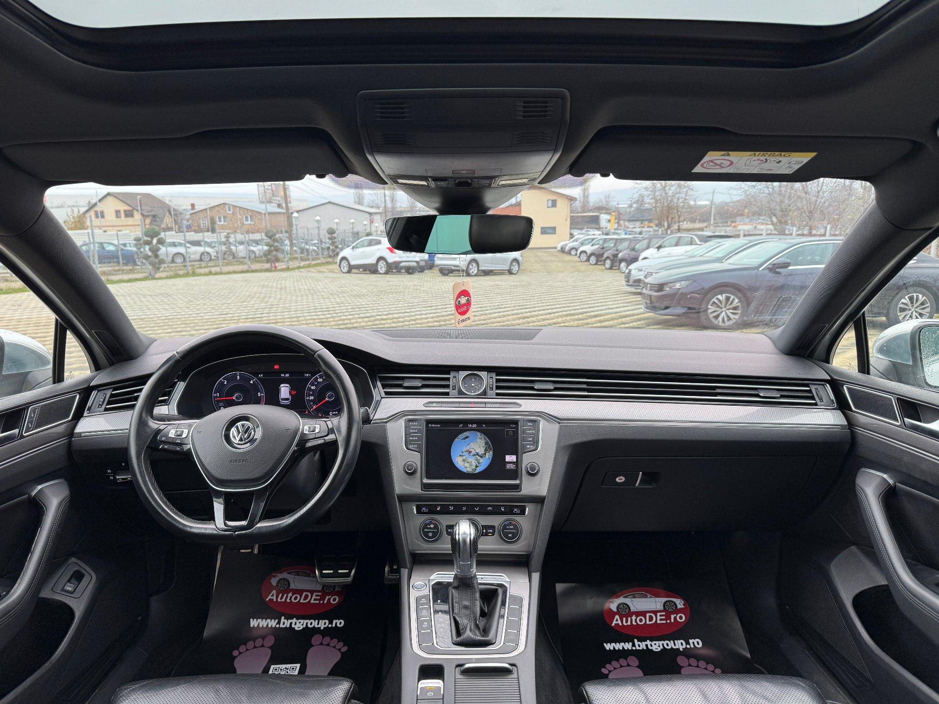 Volkswagen-Passat Alltrack