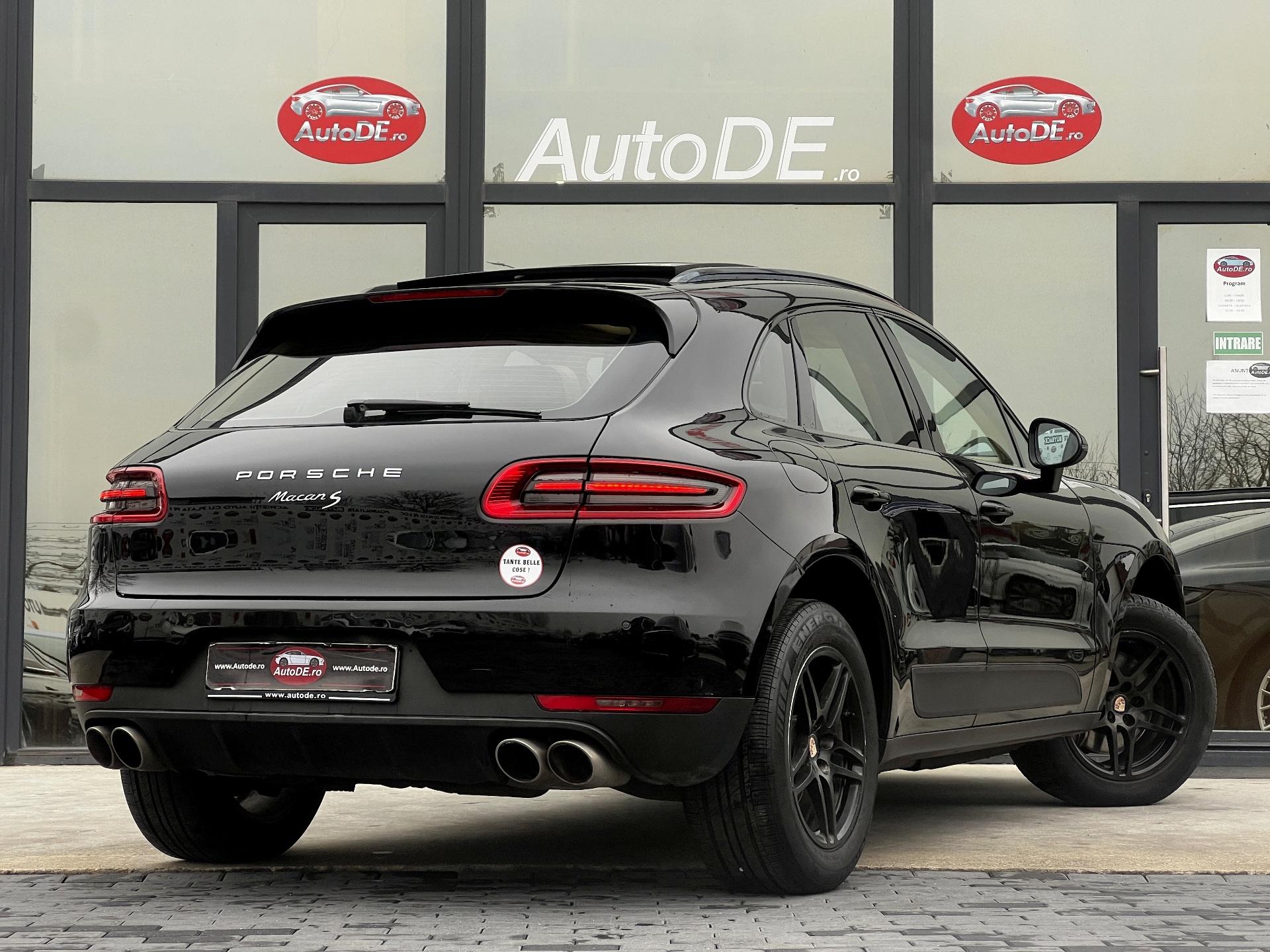 Porsche-Macan