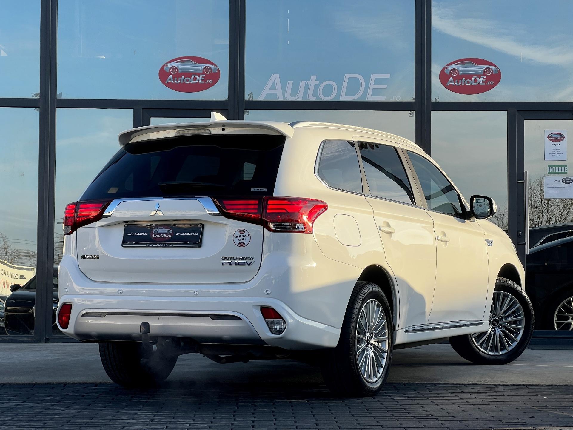 Mitsubishi-Outlander