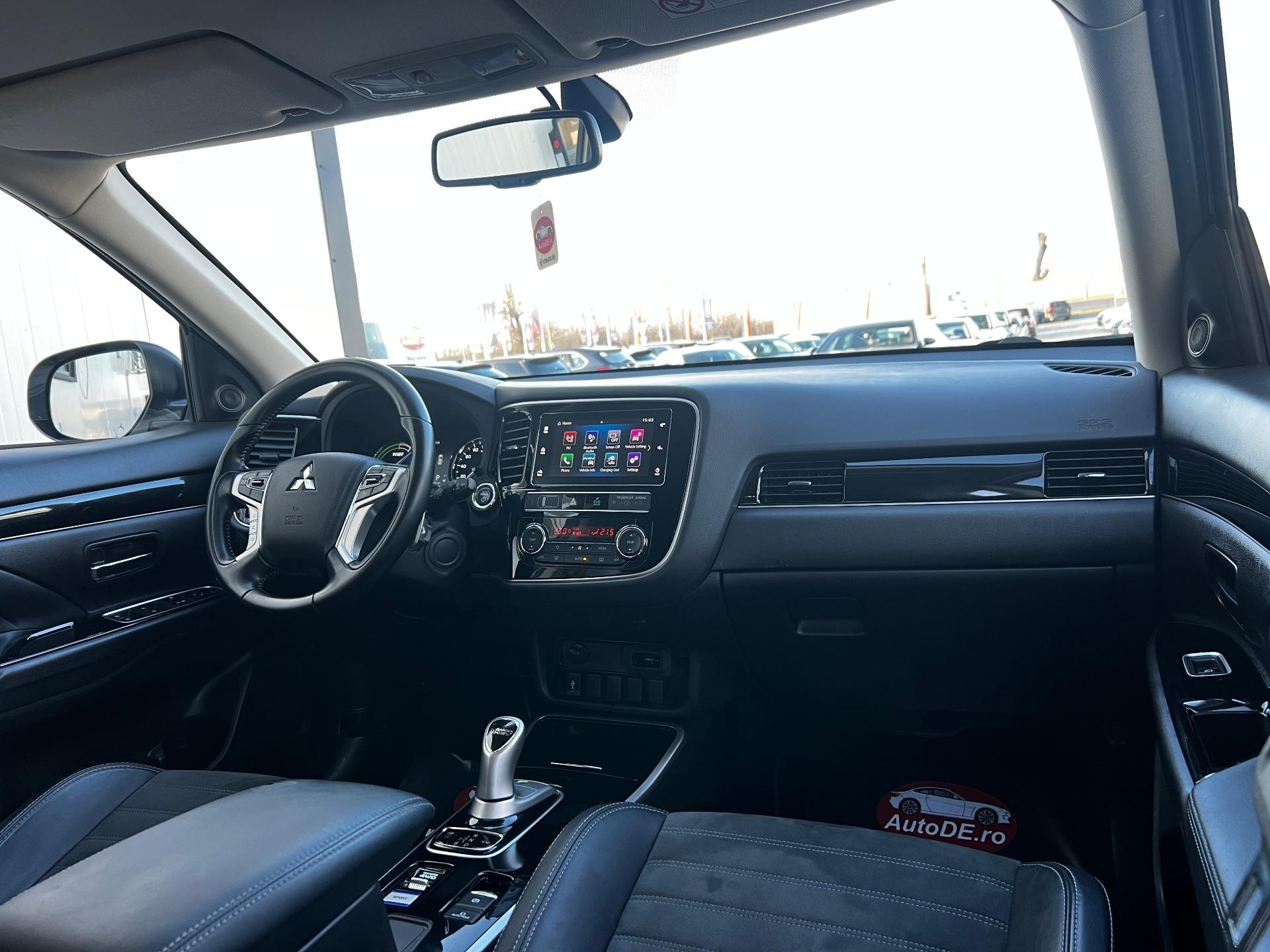 Mitsubishi-Outlander