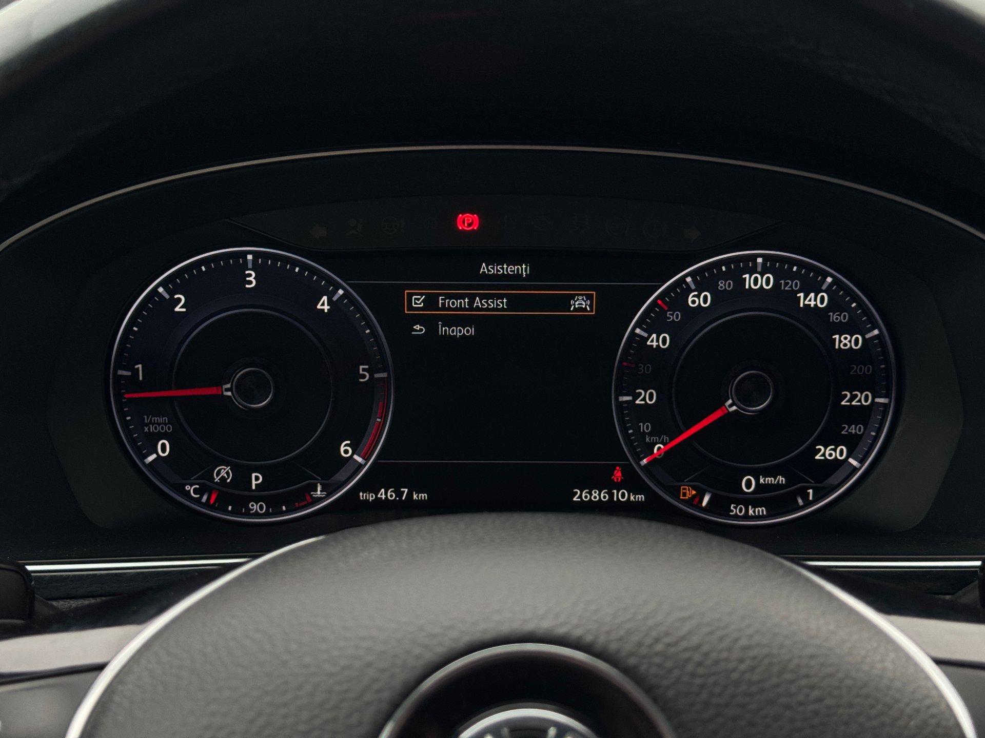 Volkswagen-Passat Alltrack